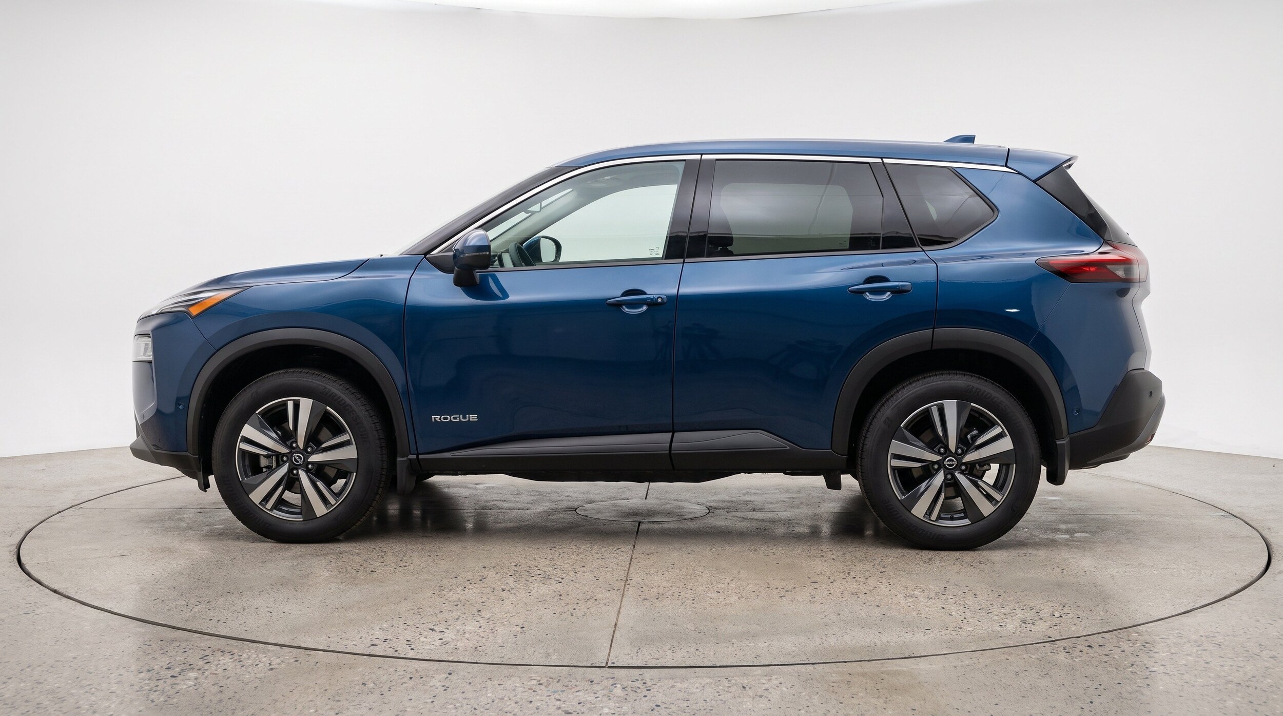 Thumbnail: 2026 Nissan Rogue - 5
