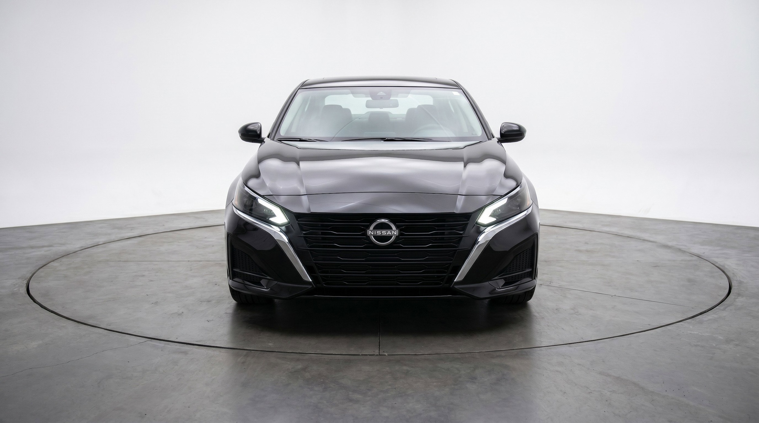 Thumbnail: 2025 Nissan Altima - 2