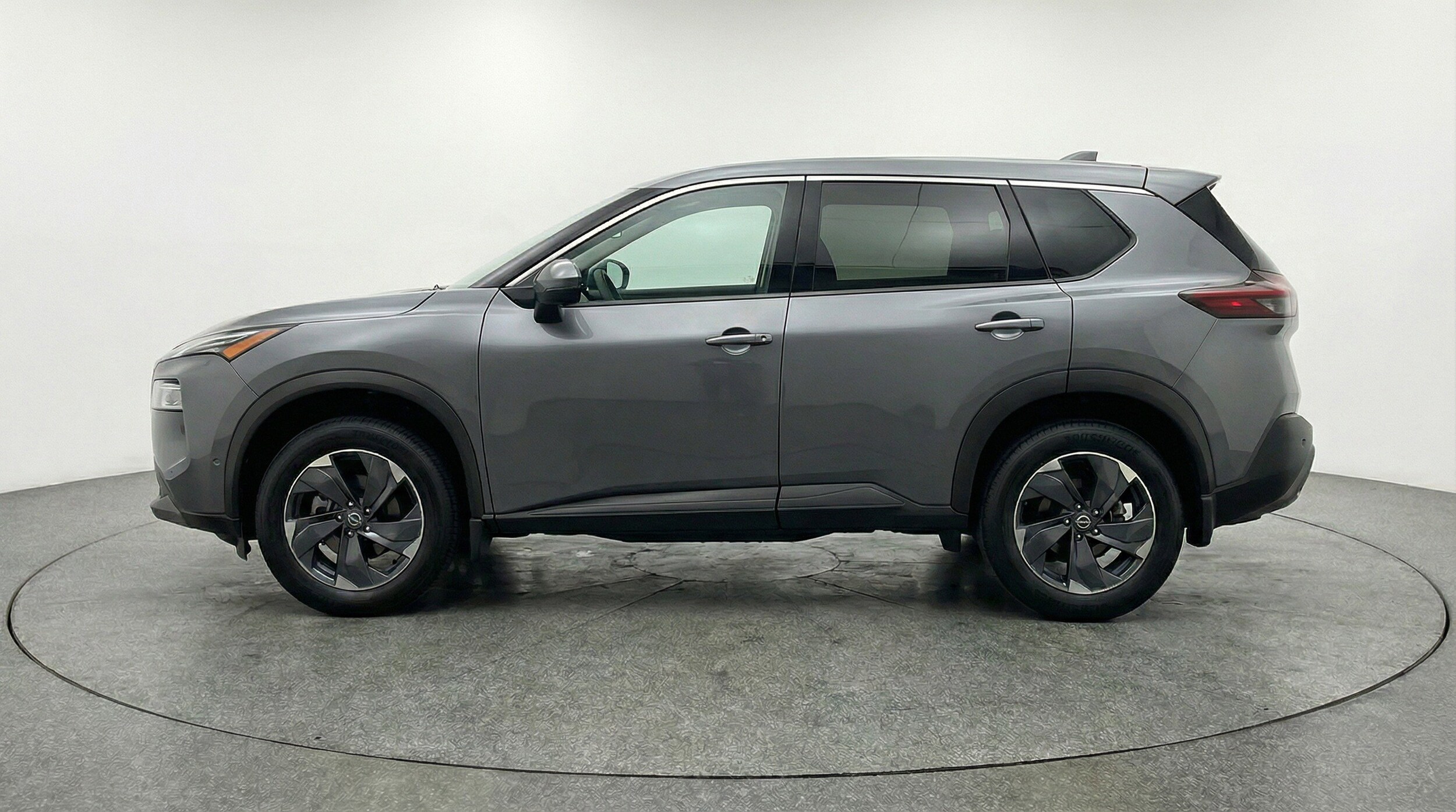Thumbnail: 2025 Nissan Rogue - 5
