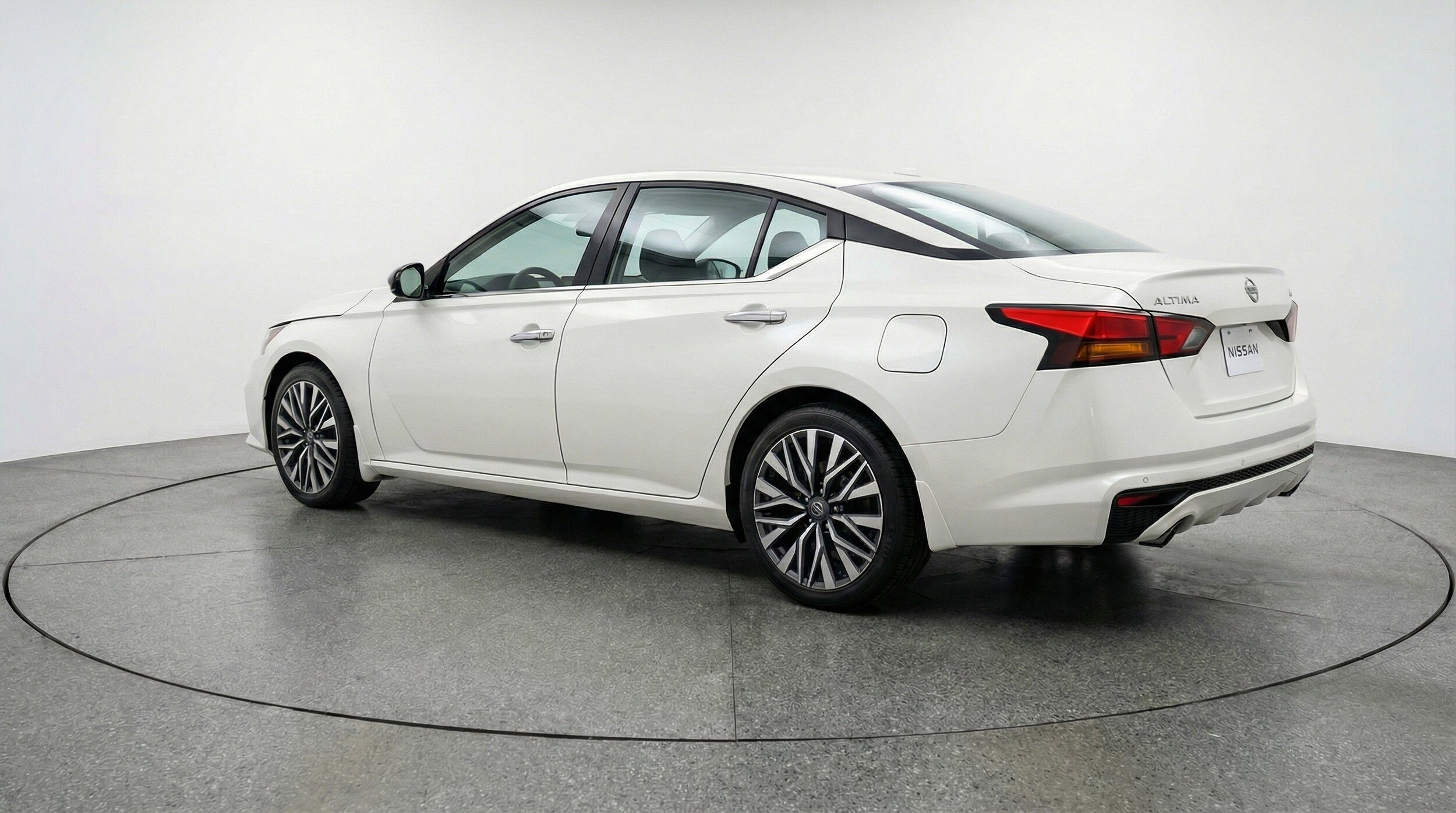 Thumbnail: 2025 Nissan Altima - 6