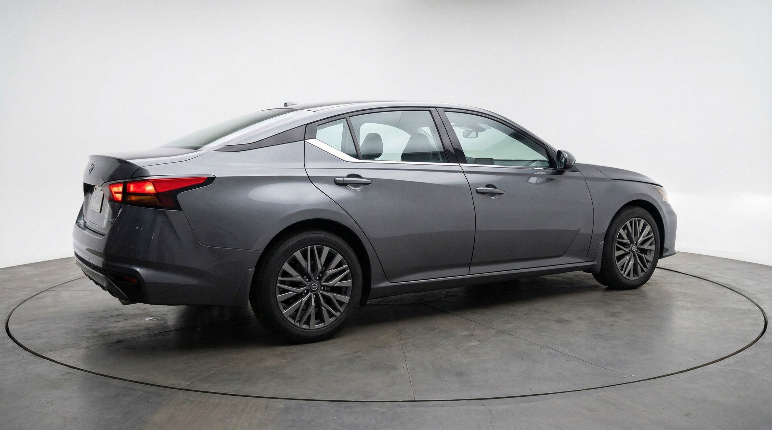 Thumbnail: 2025 Nissan Altima - 9