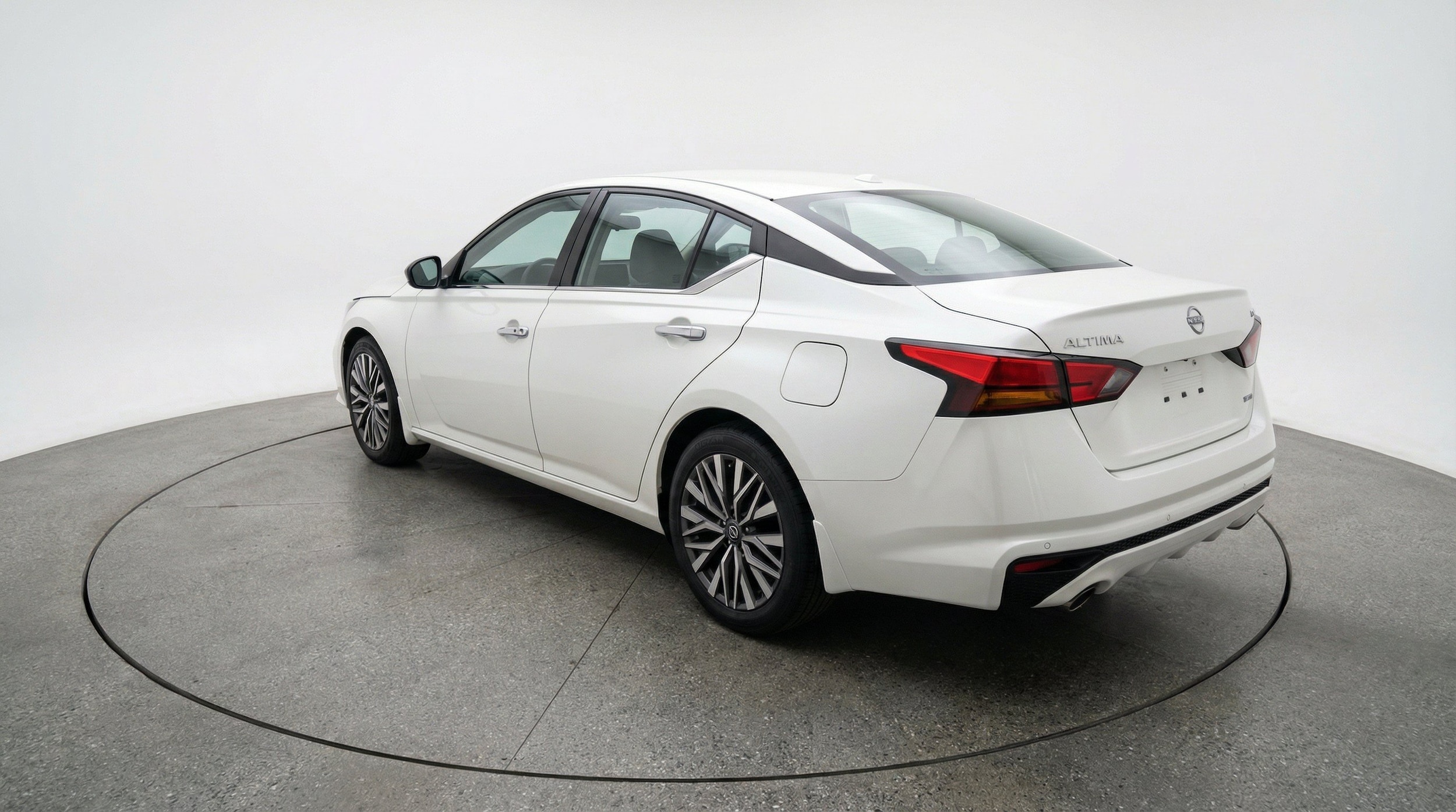 Thumbnail: 2025 Nissan Altima - 6