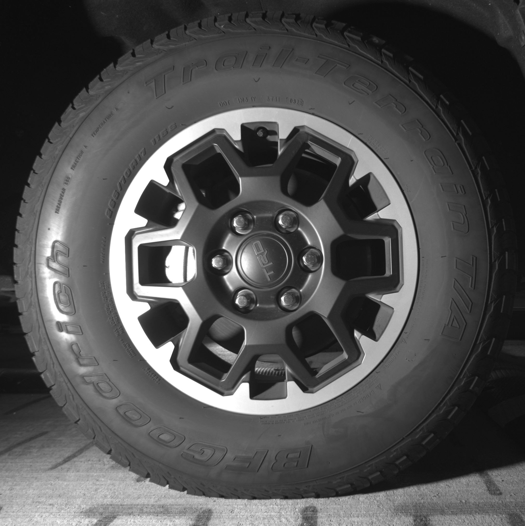 Thumbnail: 2025 Toyota Tacoma - 13