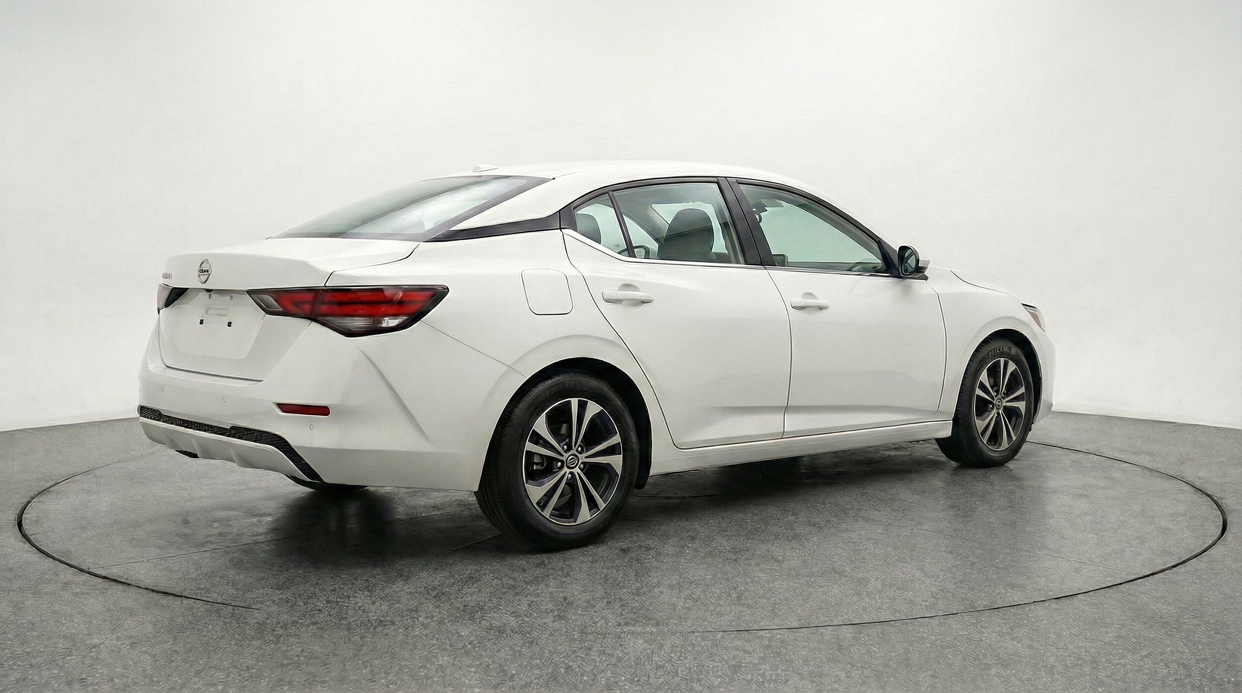 Thumbnail: 2025 Nissan Sentra - 9