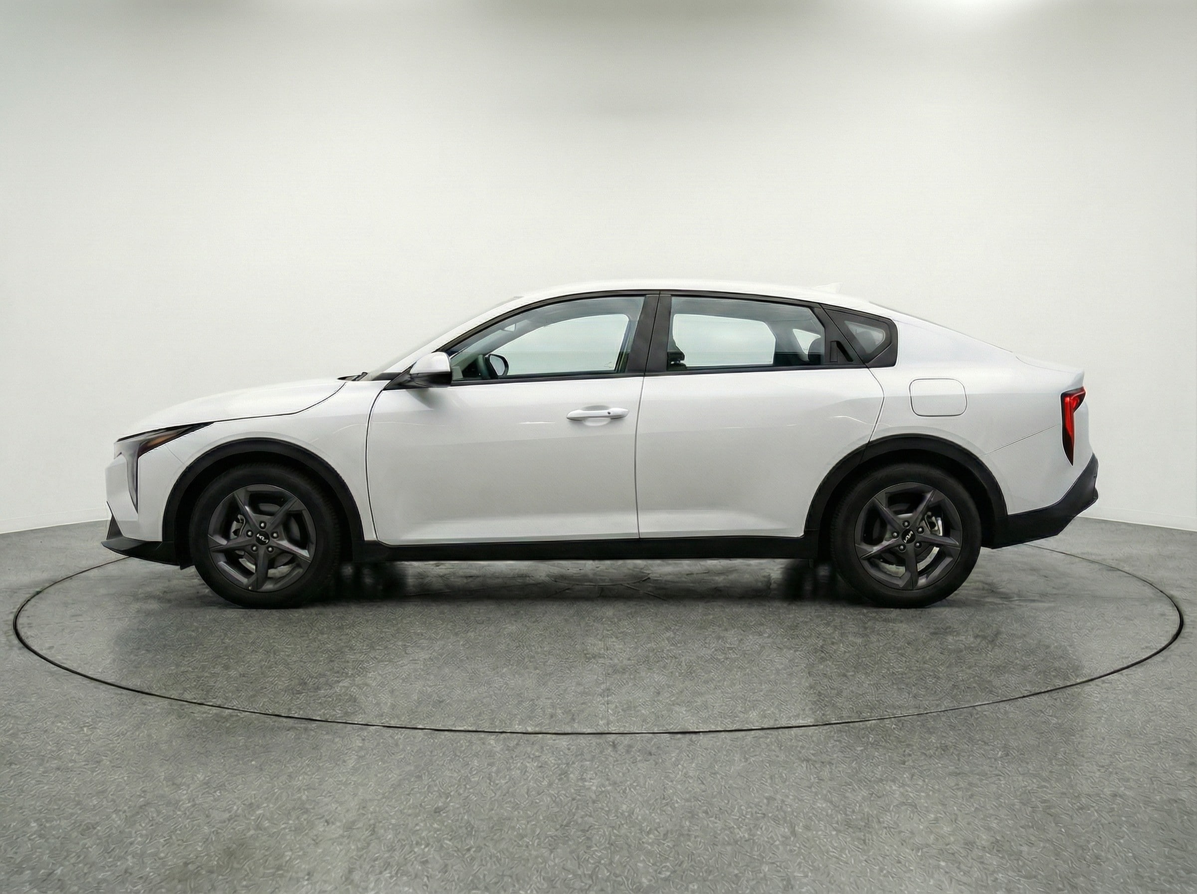 Thumbnail: 2025 Kia K4 - 4