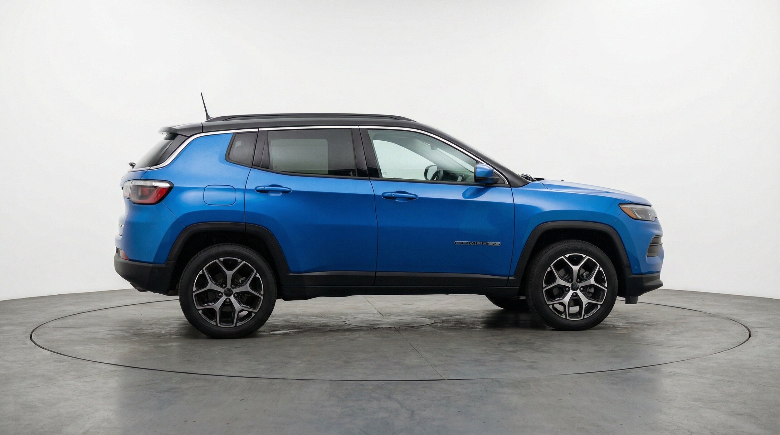 Thumbnail: 2025 Jeep Compass - 11