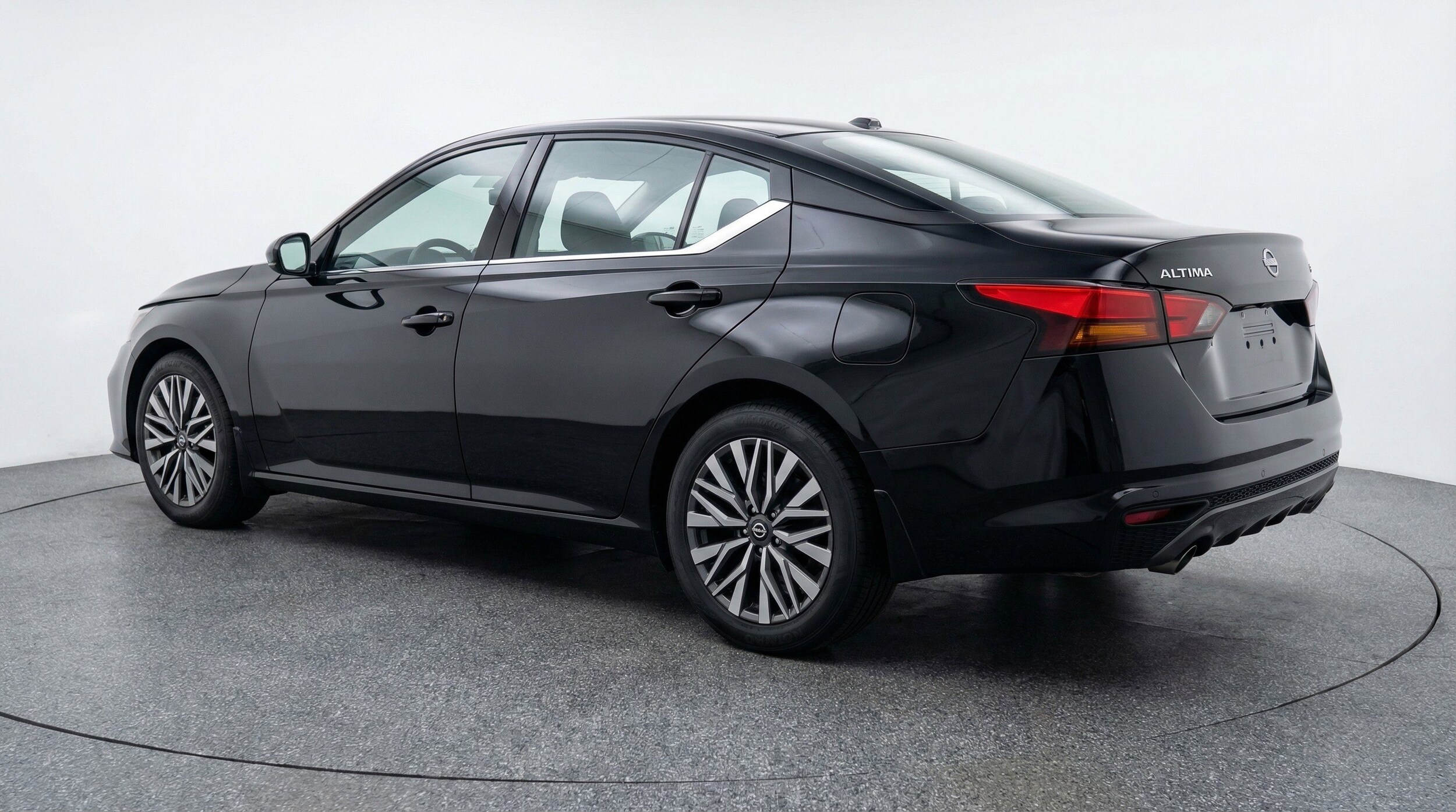 Thumbnail: 2025 Nissan Altima - 6