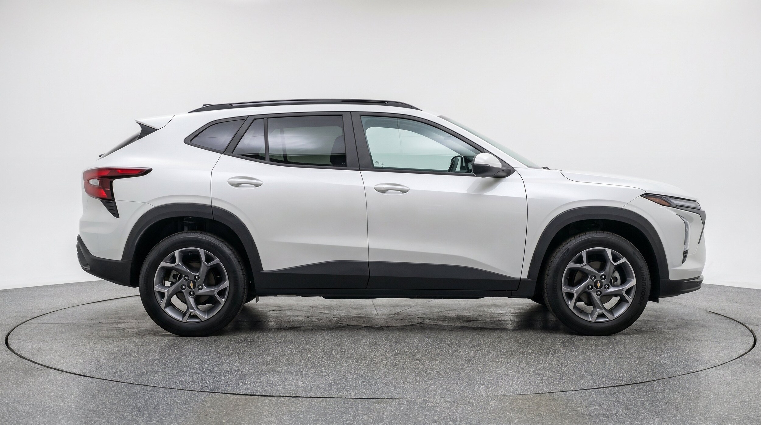 Thumbnail: 2025 Chevrolet Trax - 11