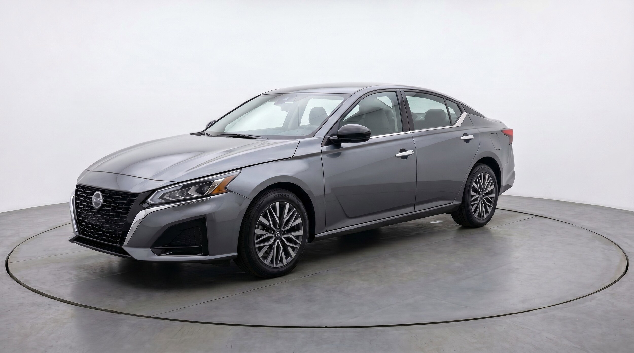 Thumbnail: 2025 Nissan Altima - 3