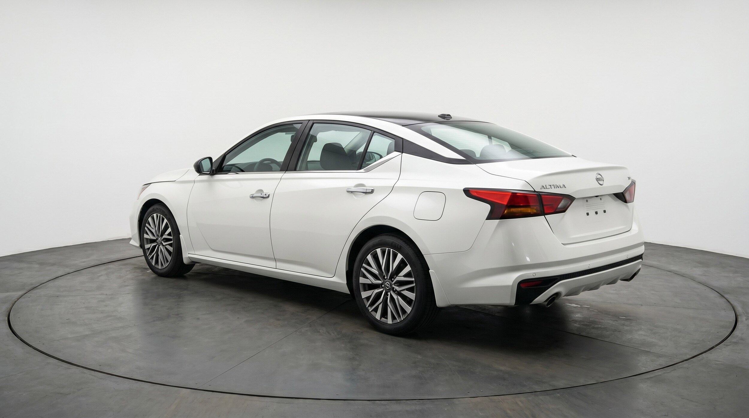 Thumbnail: 2025 Nissan Altima - 6