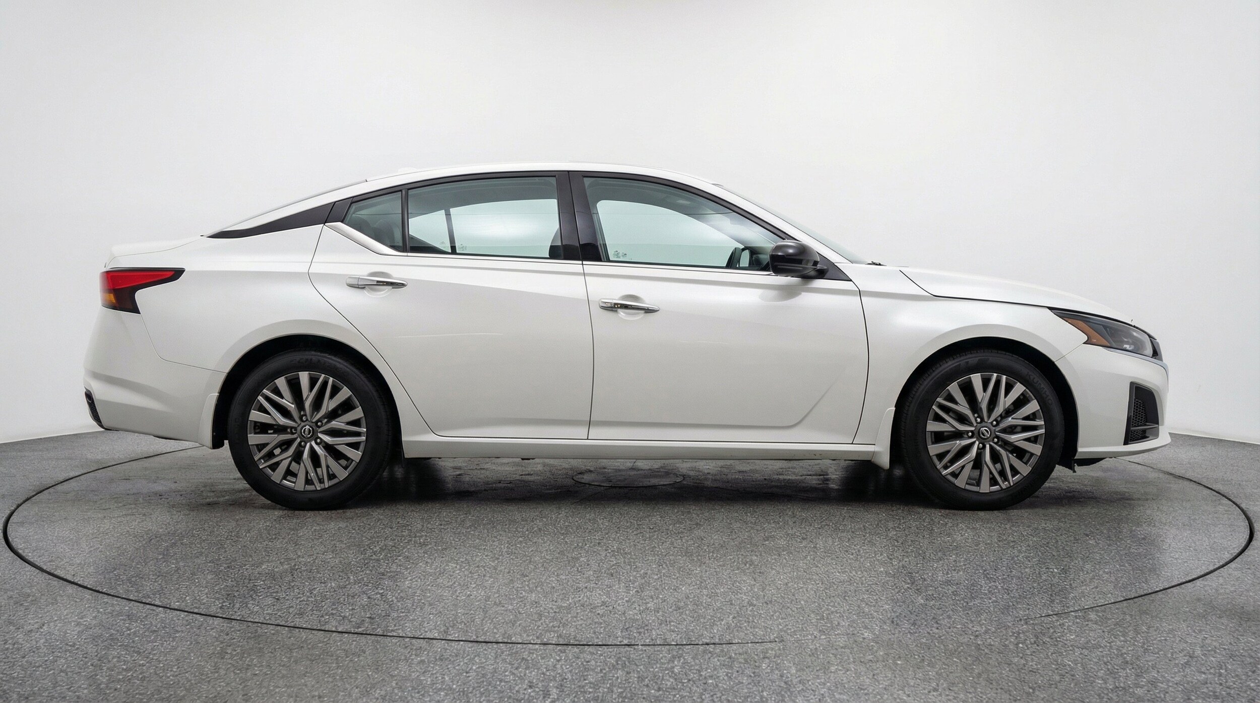 Thumbnail: 2025 Nissan Altima - 11