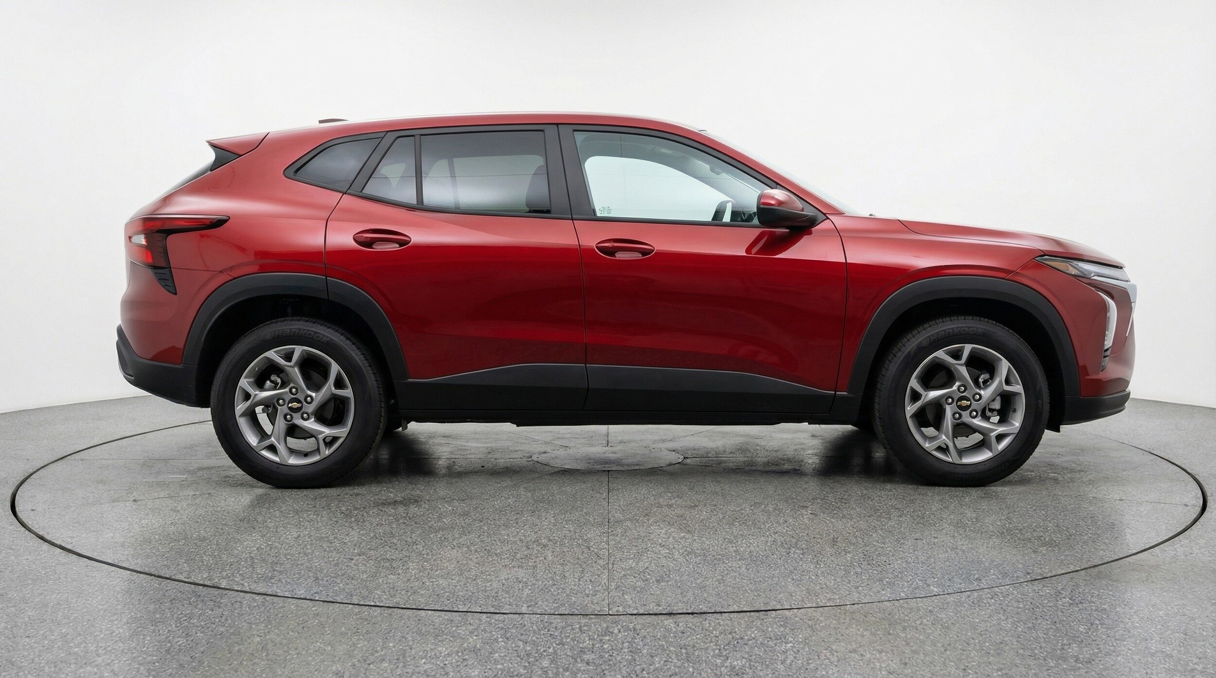 Thumbnail: 2025 Chevrolet Trax - 11