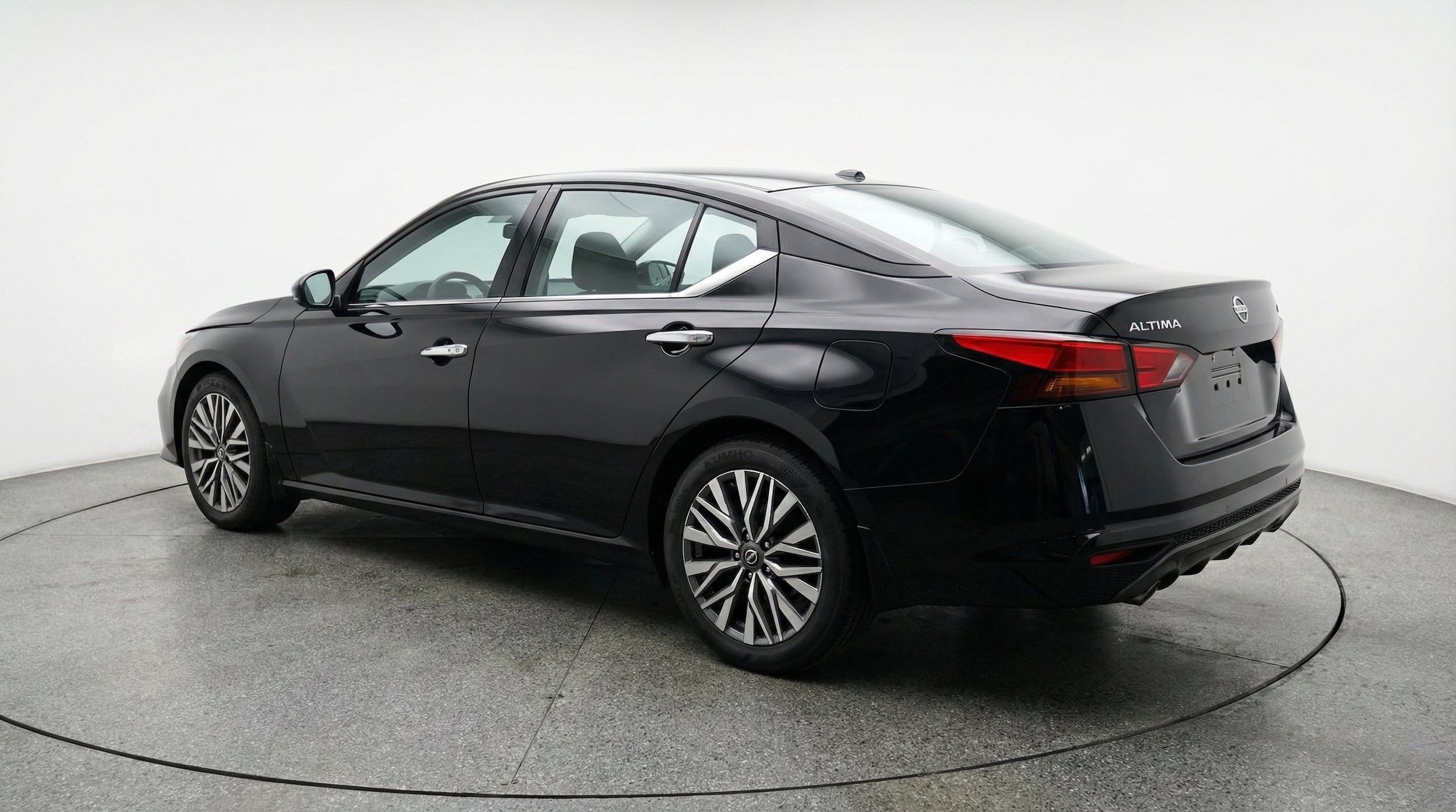 Thumbnail: 2025 Nissan Altima - 6