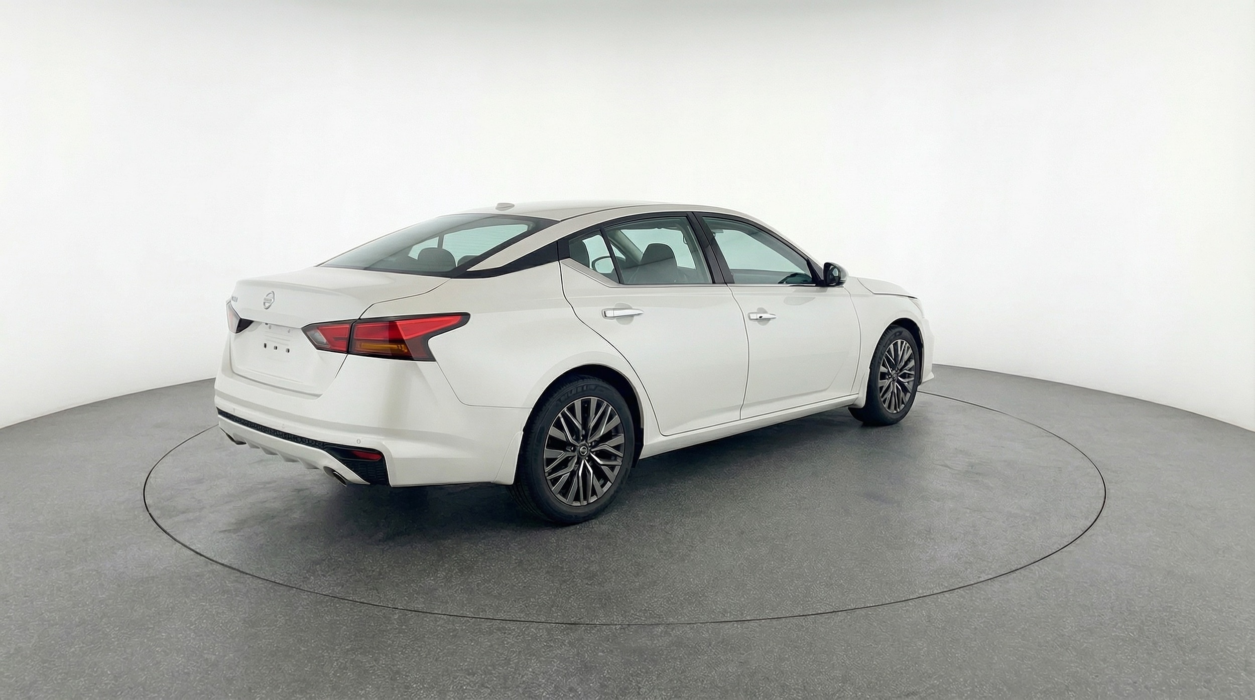 Thumbnail: 2025 Nissan Altima - 7