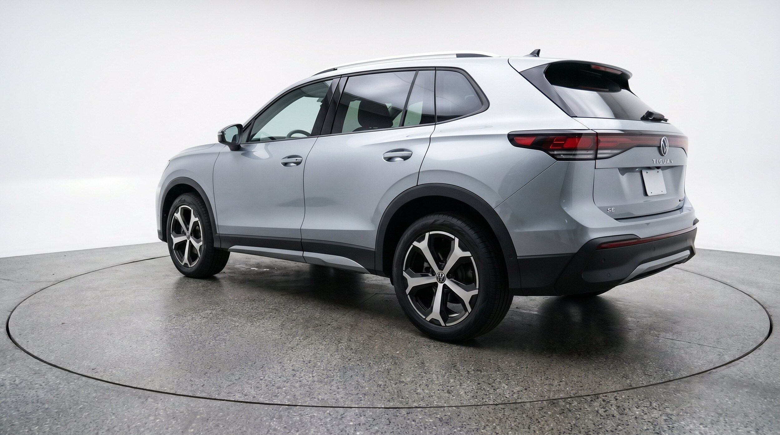 Thumbnail: 2026 Volkswagen Tiguan - 6