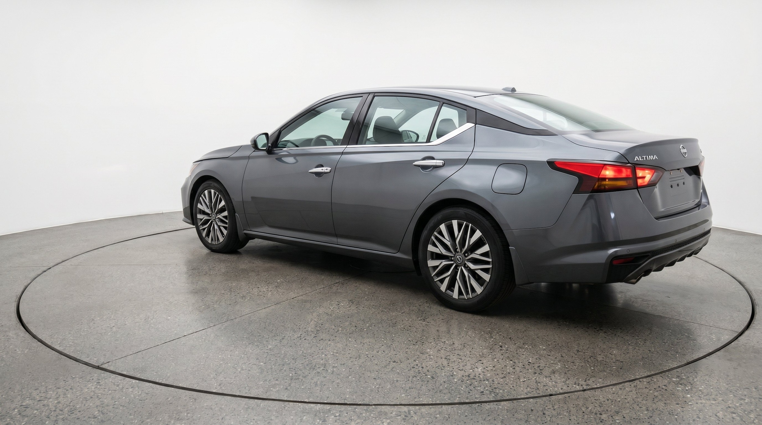 Thumbnail: 2025 Nissan Altima - 6