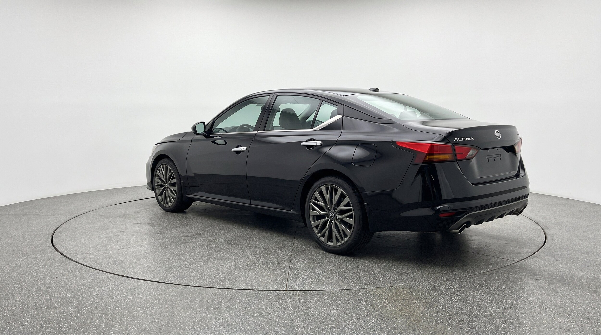 Thumbnail: 2025 Nissan Altima - 6