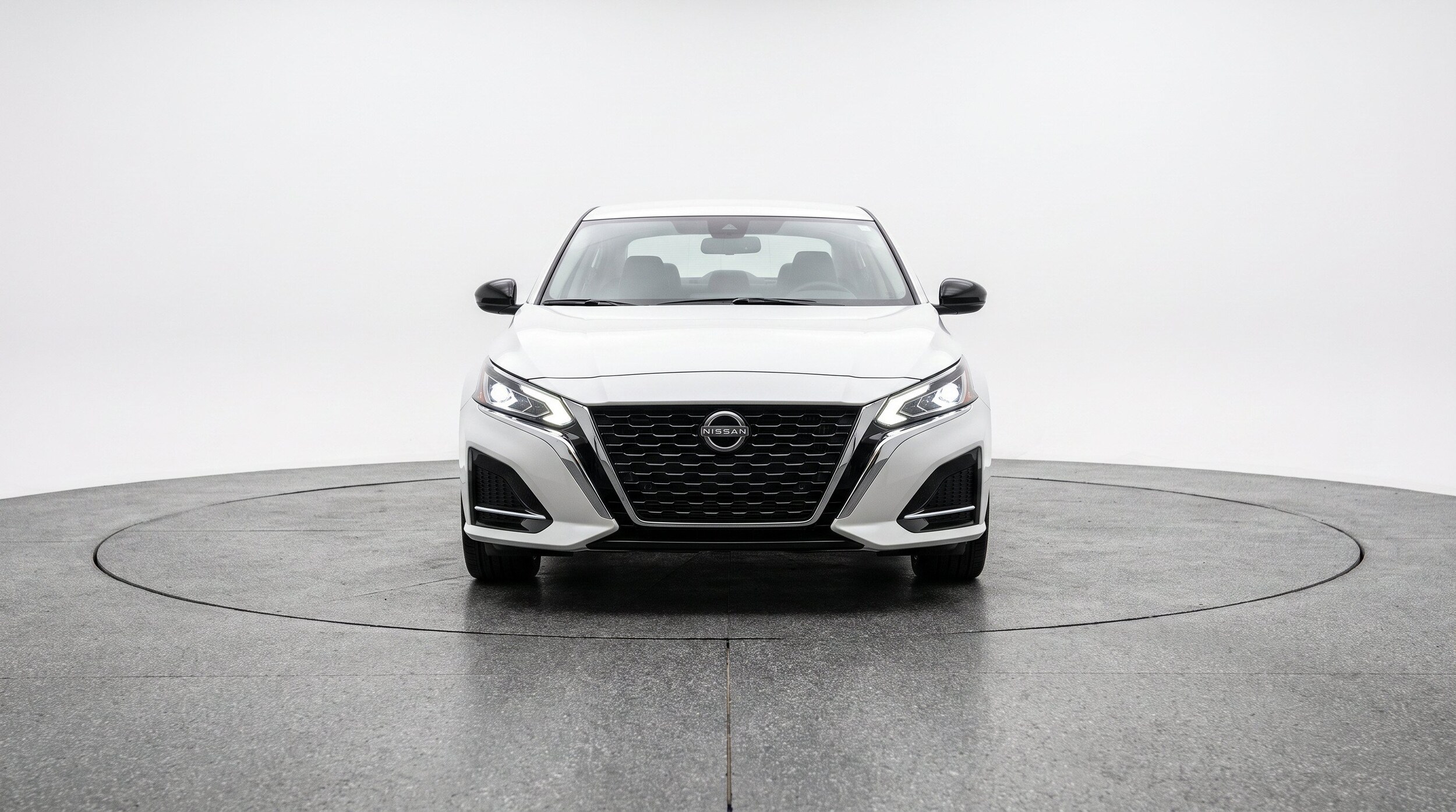 Thumbnail: 2025 Nissan Altima - 2