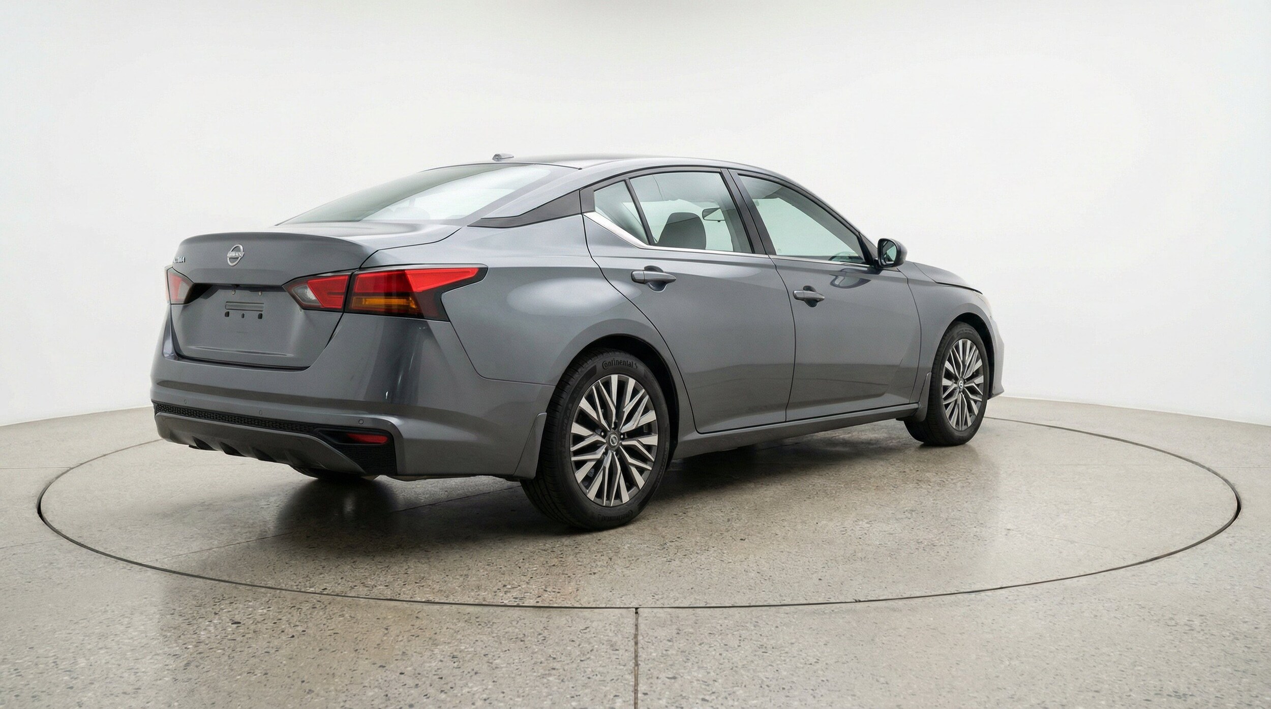 Thumbnail: 2025 Nissan Altima - 9