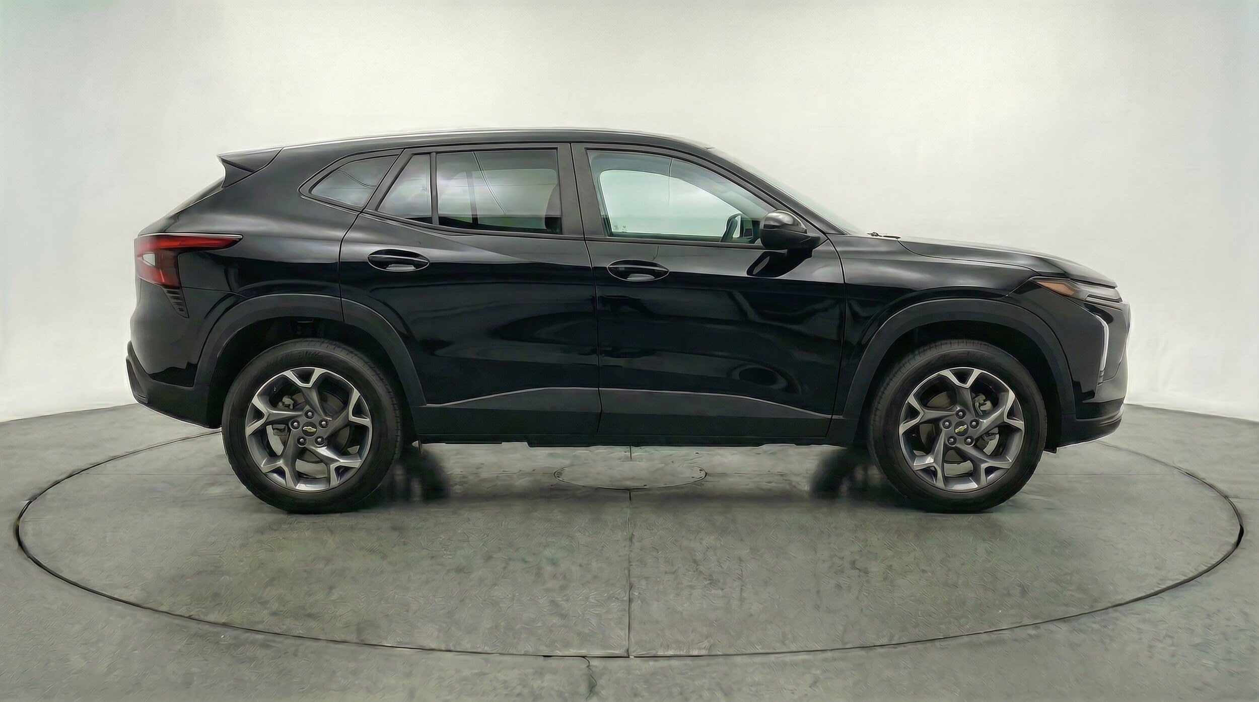 Thumbnail: 2025 Chevrolet Trax - 11