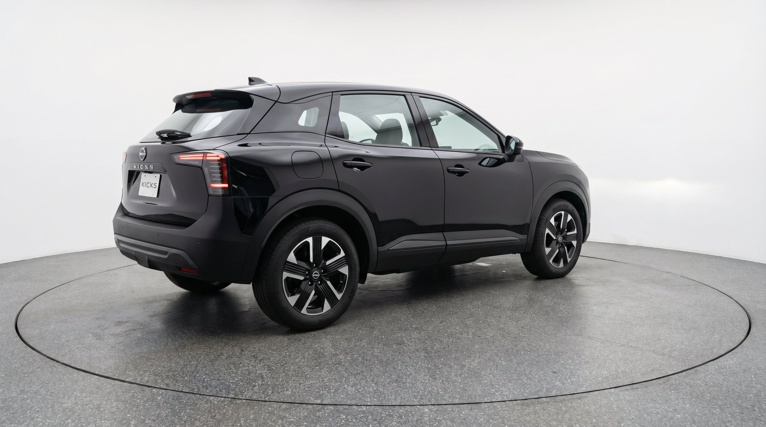 Thumbnail: 2026 Nissan Kicks - 9