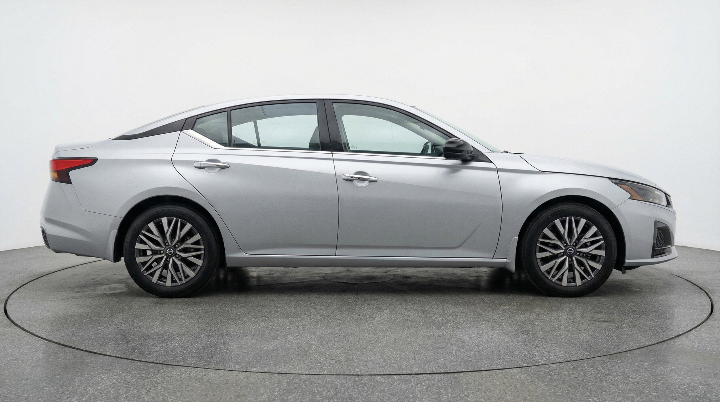 Thumbnail: 2025 Nissan Altima - 11
