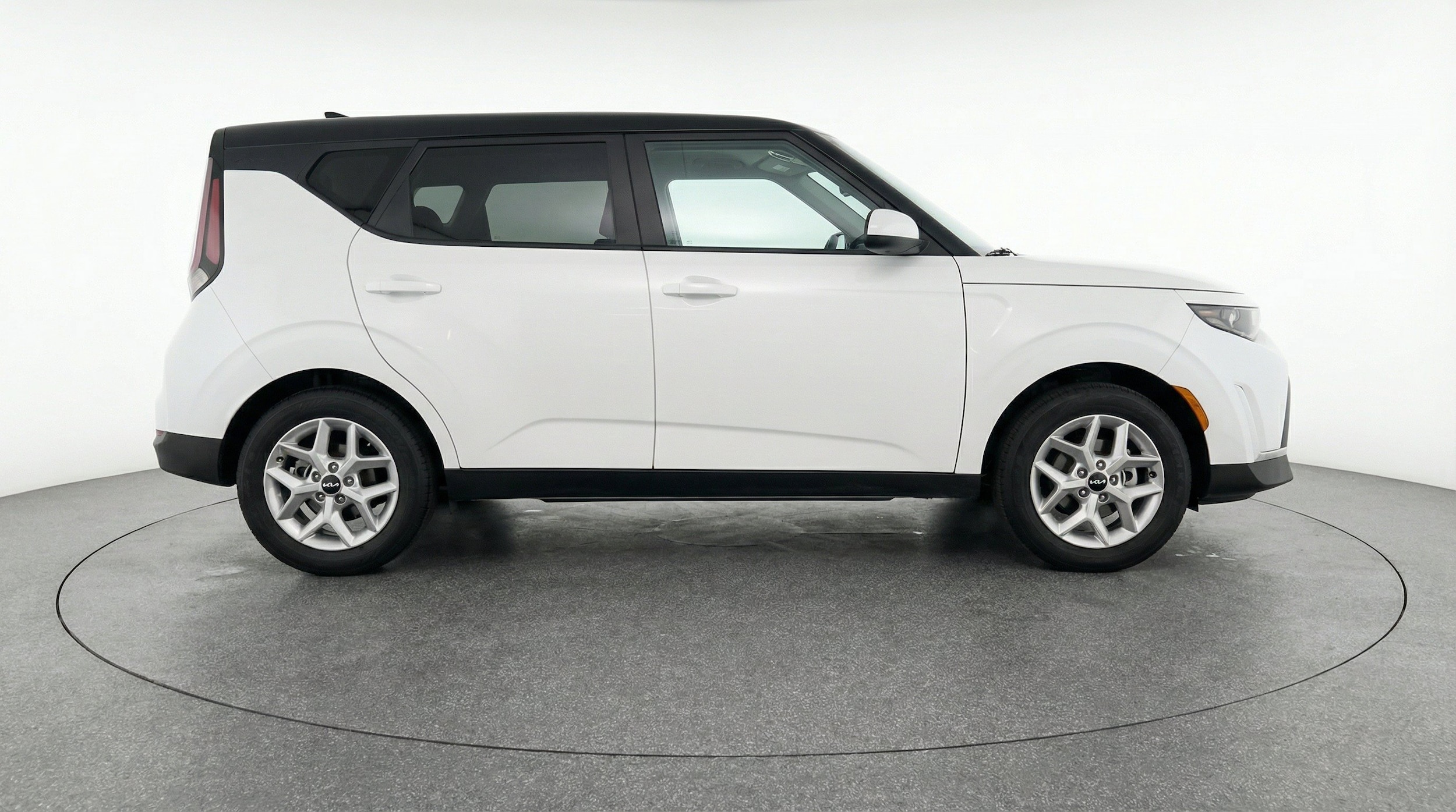 Thumbnail: 2025 Kia Soul - 11