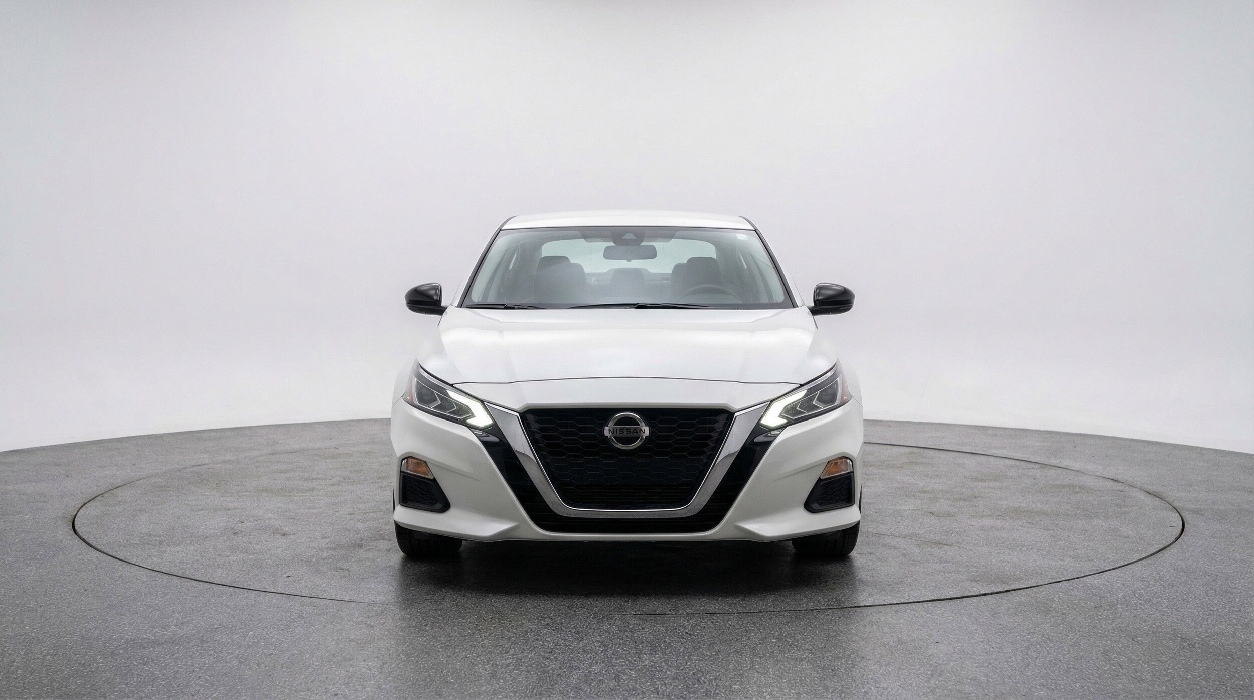 Thumbnail: 2025 Nissan Altima - 2