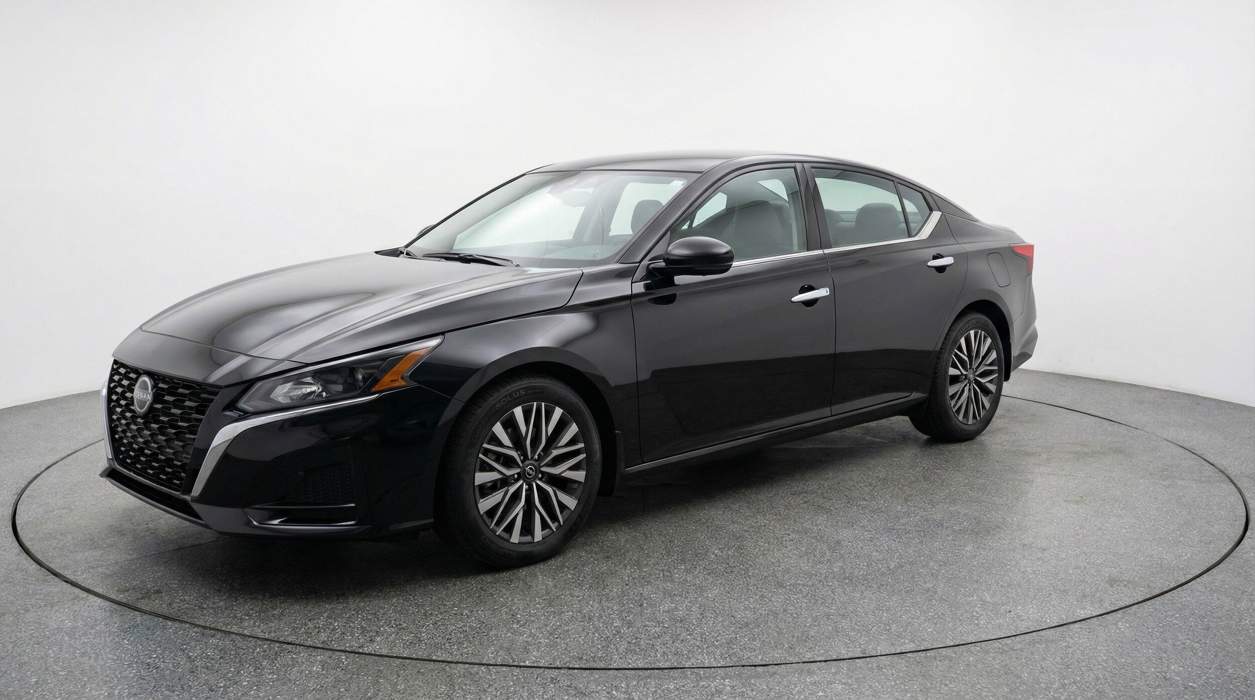 Thumbnail: 2025 Nissan Altima - 3