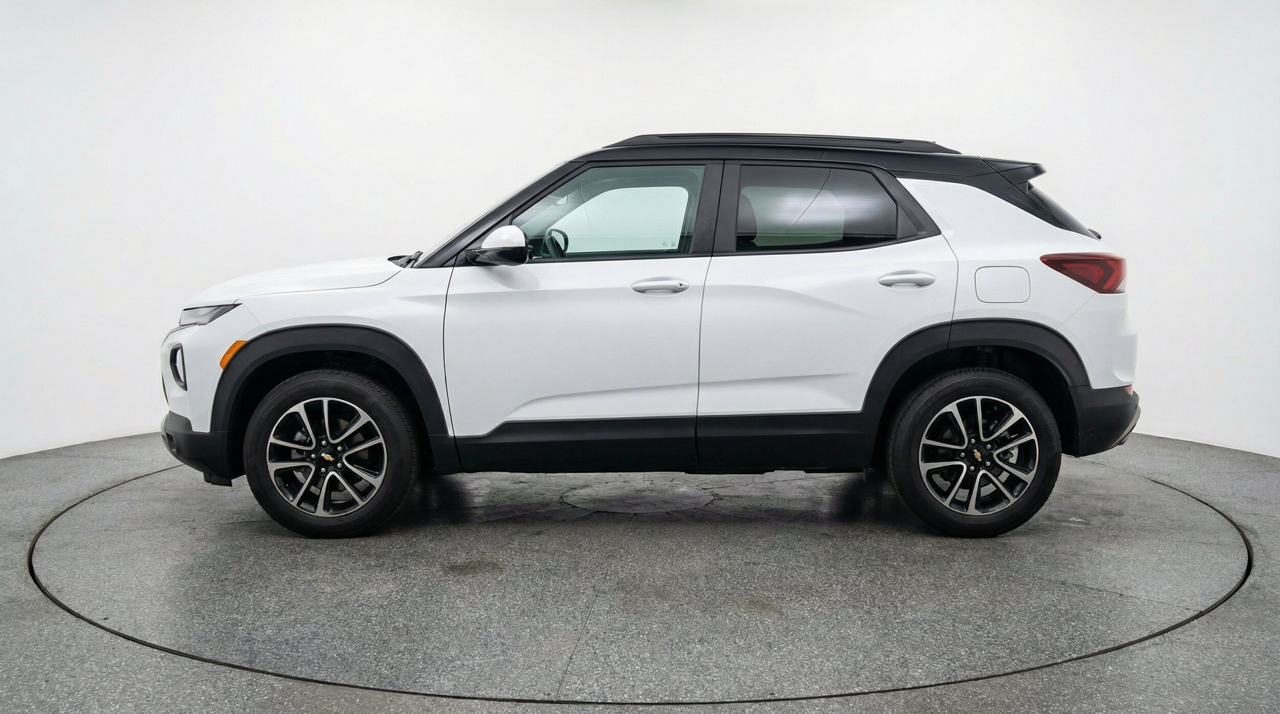 Thumbnail: 2025 Chevrolet TrailBlazer - 5