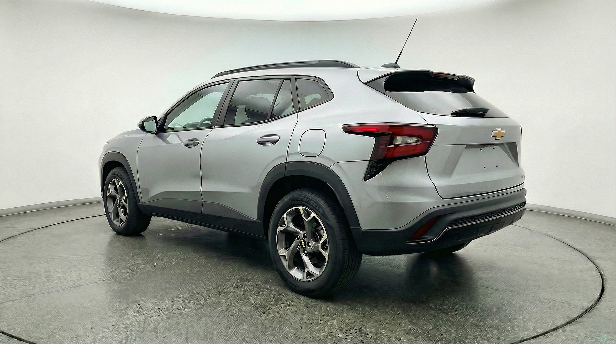 Thumbnail: 2025 Chevrolet Trax - 5