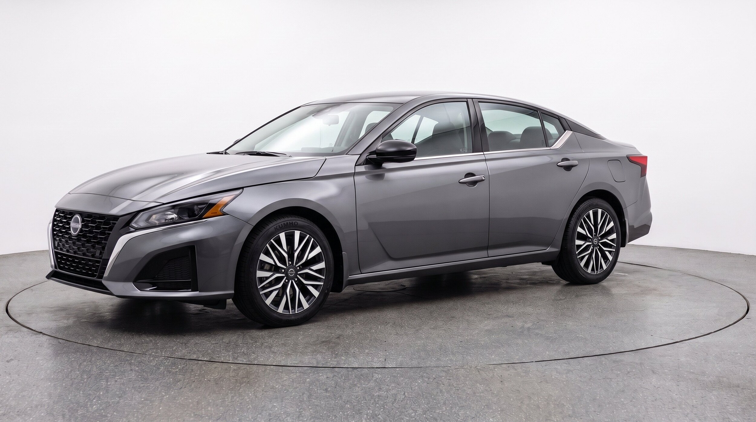 Thumbnail: 2025 Nissan Altima - 3