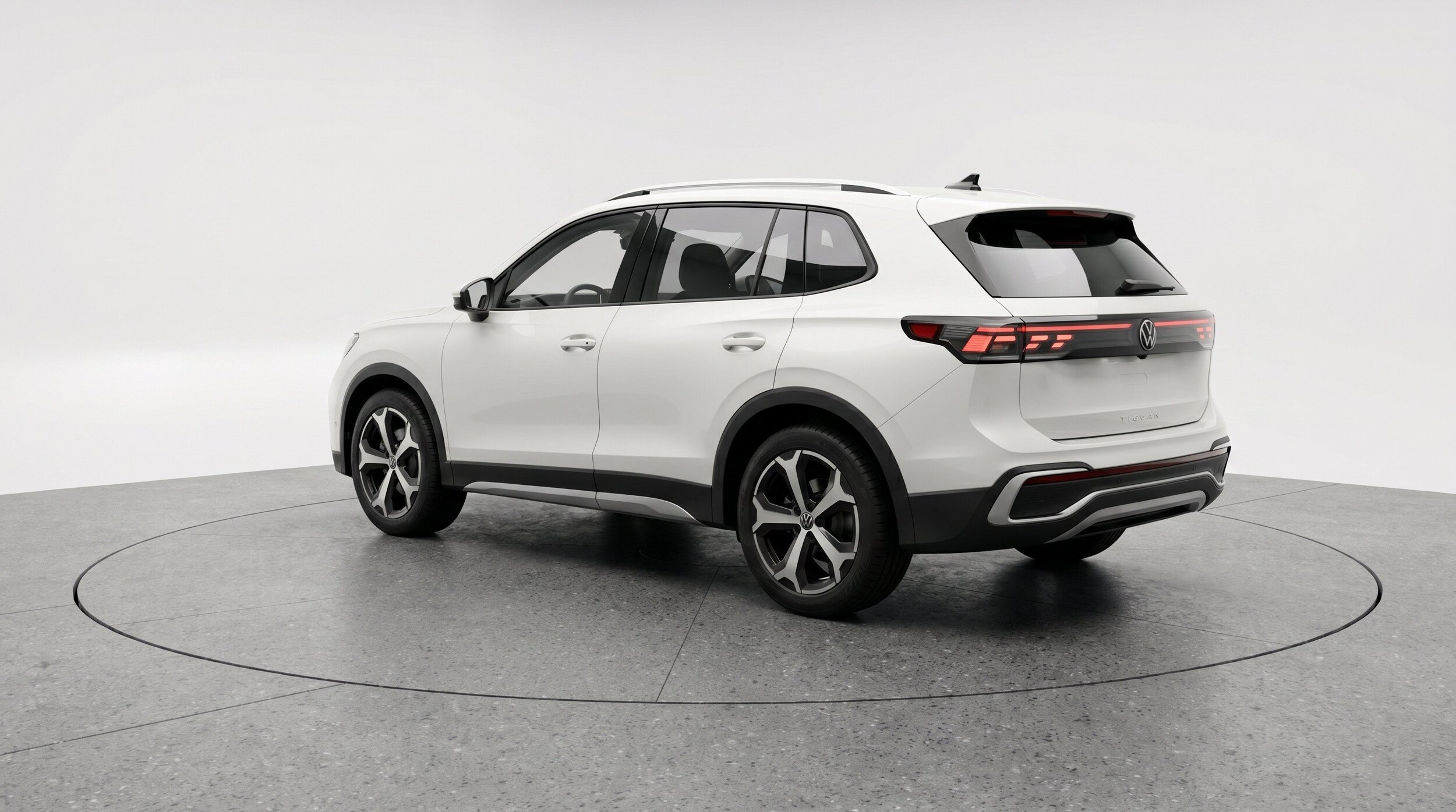 Thumbnail: 2026 Volkswagen Tiguan - 6
