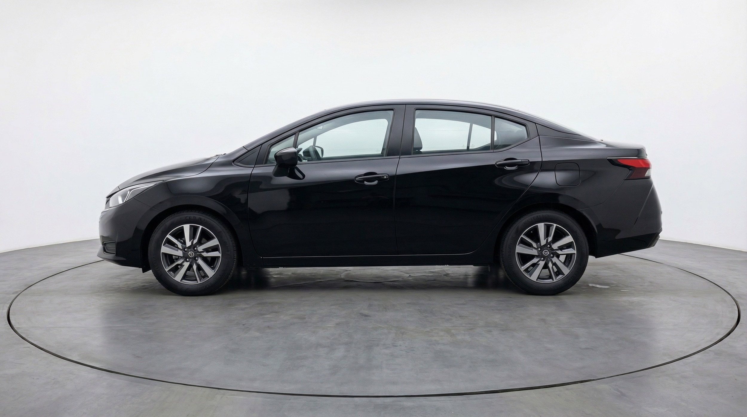 Thumbnail: 2025 Nissan Versa - 5