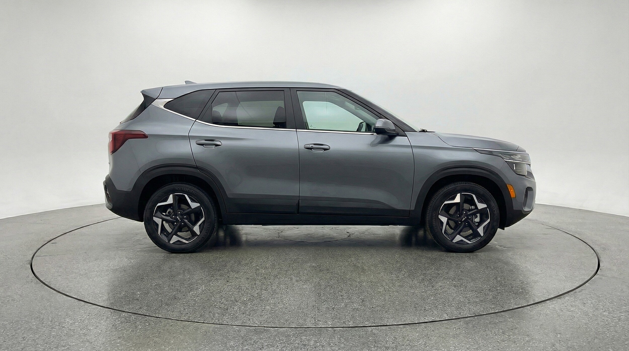 Thumbnail: 2025 Kia Seltos - 11