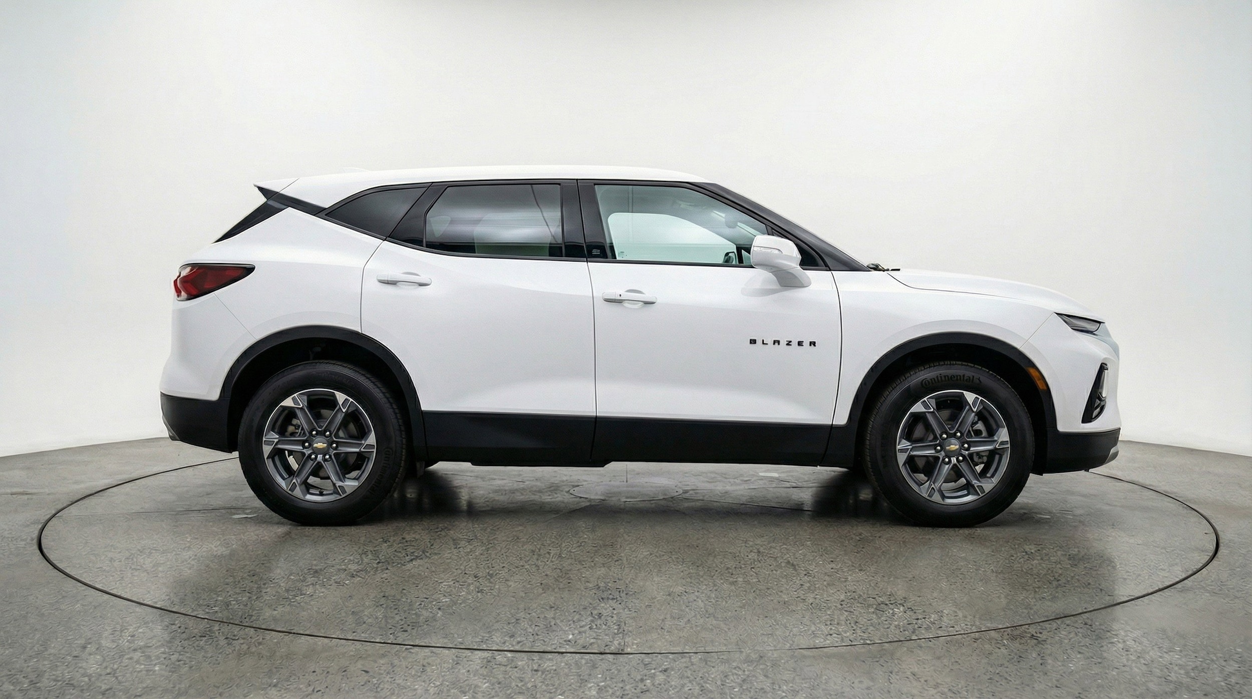 Thumbnail: 2025 Chevrolet Blazer - 11