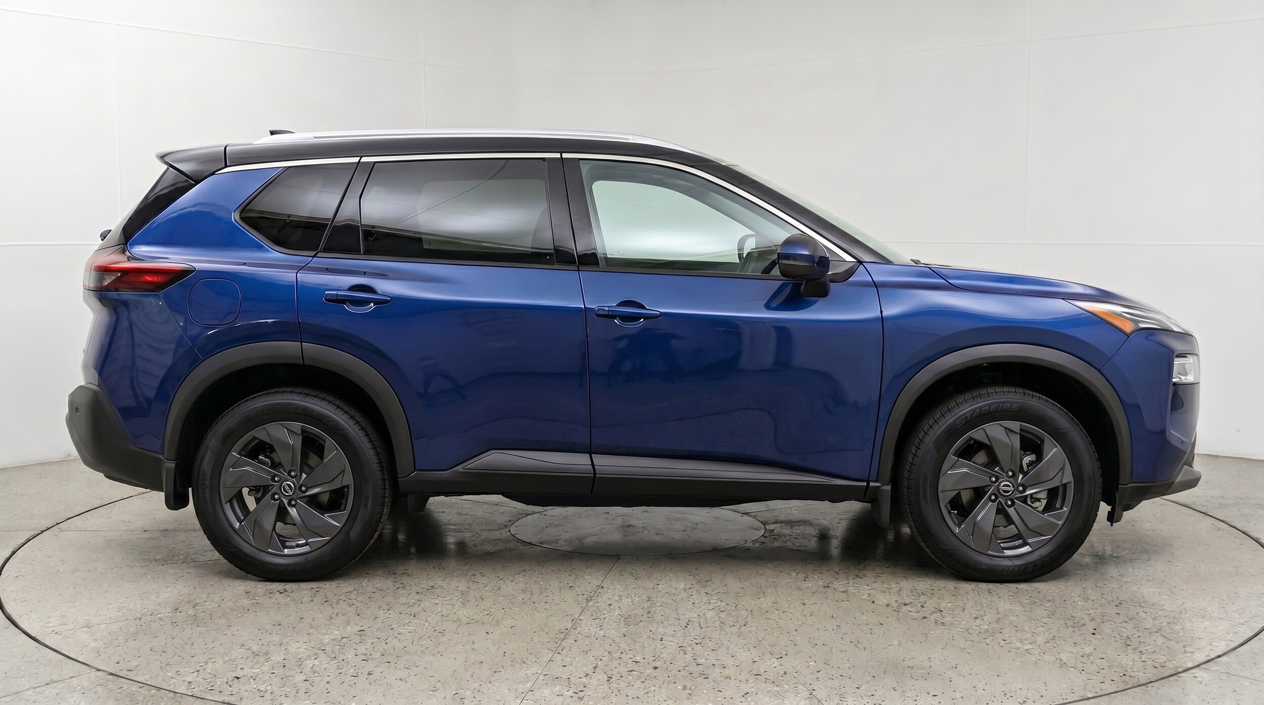 Thumbnail: 2025 Nissan Rogue - 11