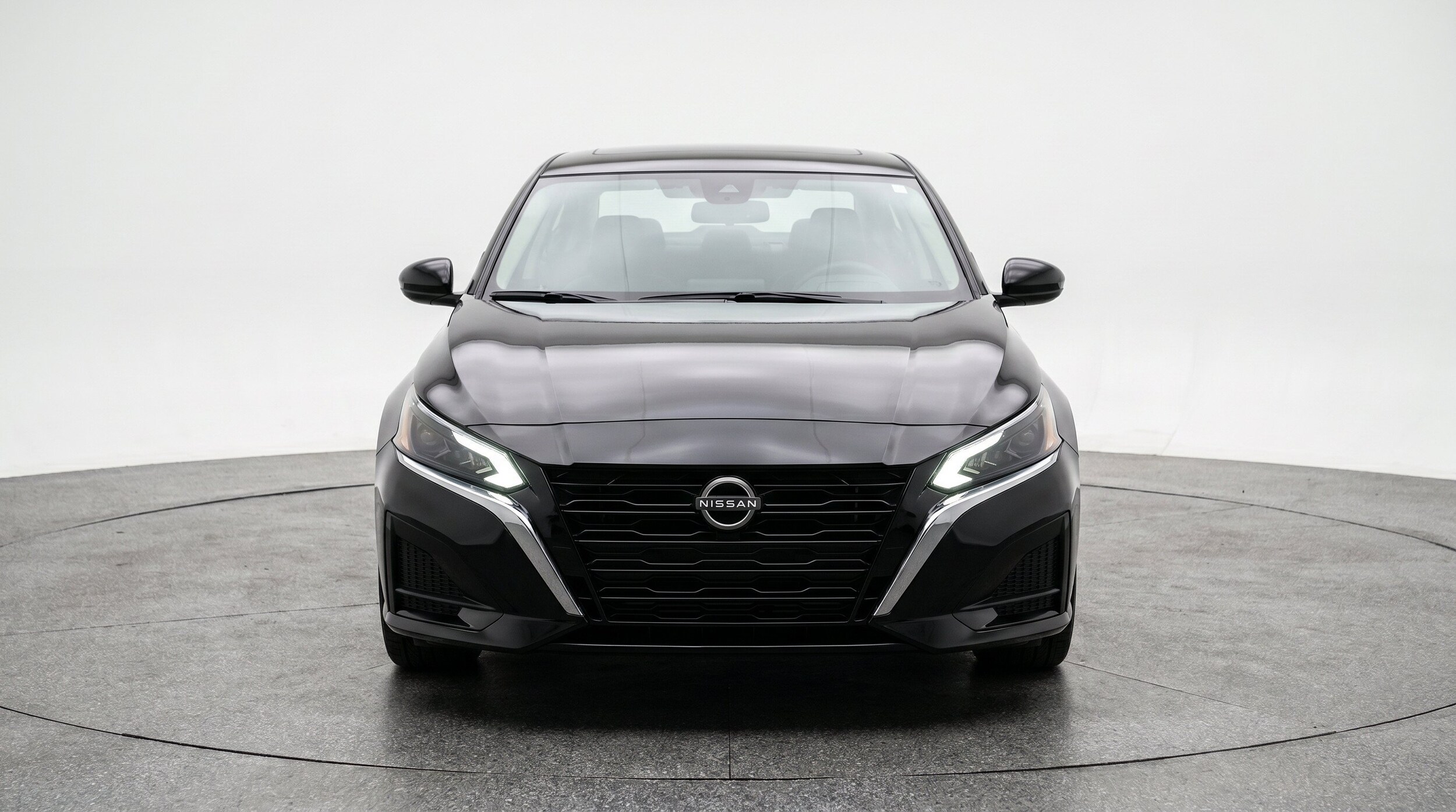 Thumbnail: 2025 Nissan Altima - 2