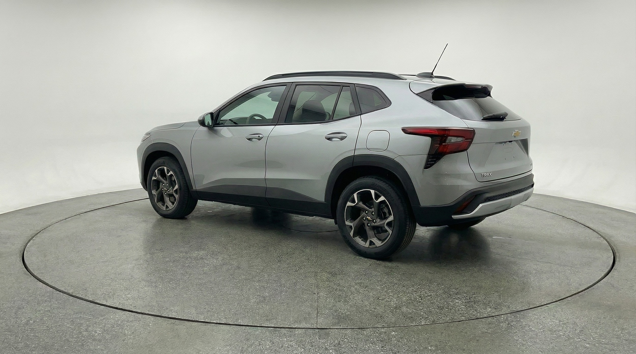 Thumbnail: 2025 Chevrolet Trax - 5