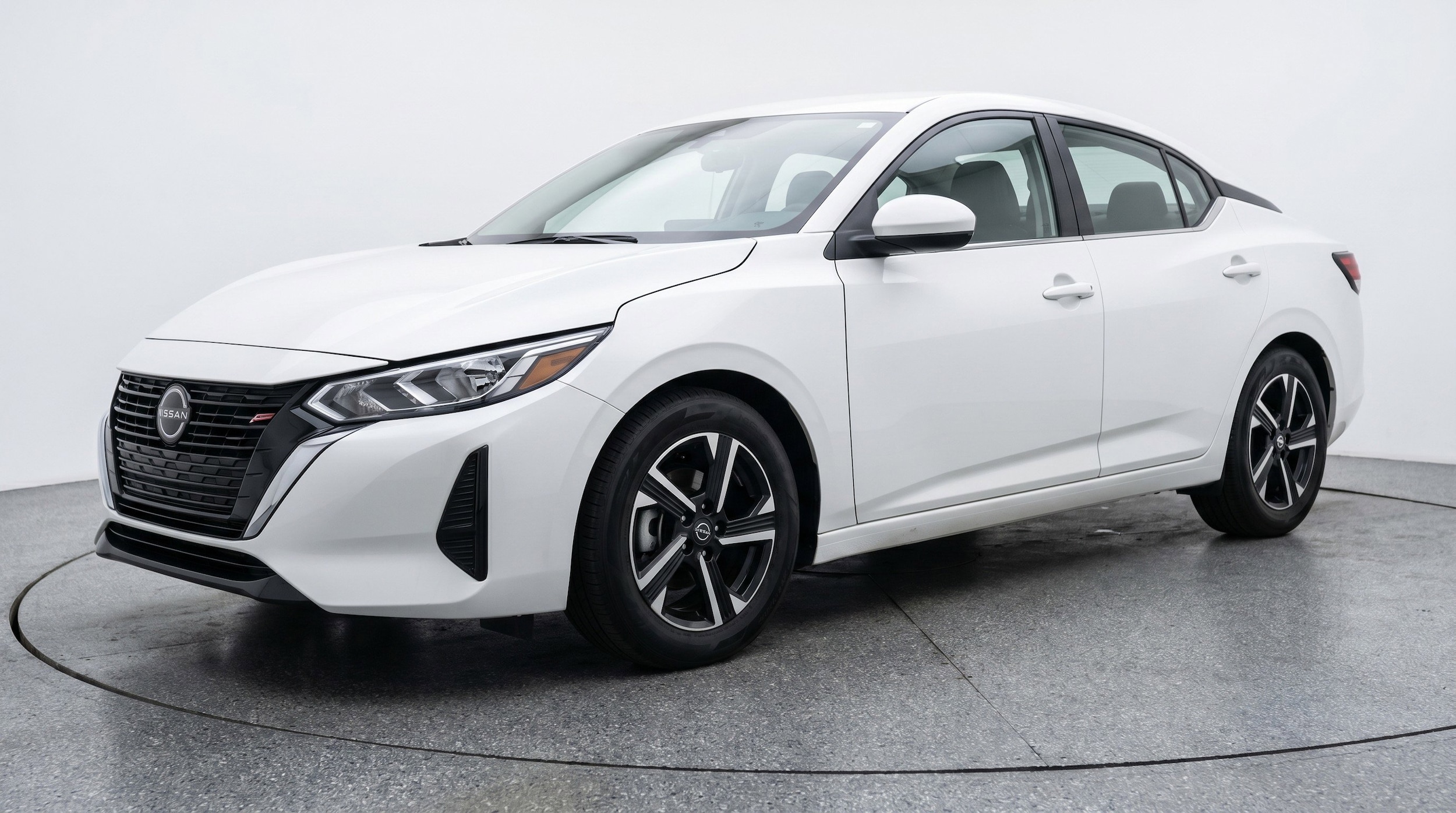 Thumbnail: 2025 Nissan Sentra - 3