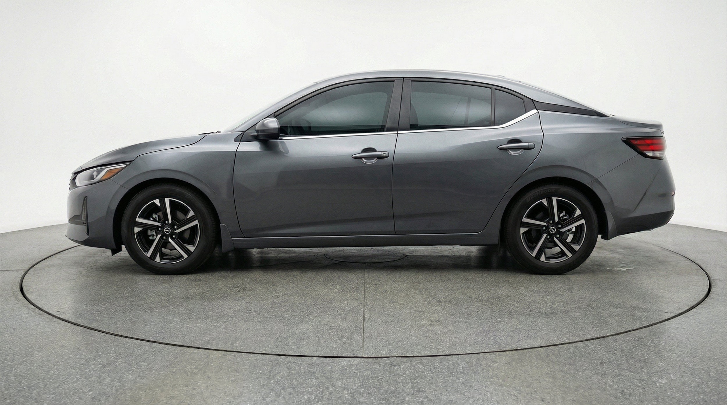 Thumbnail: 2025 Nissan Sentra - 5