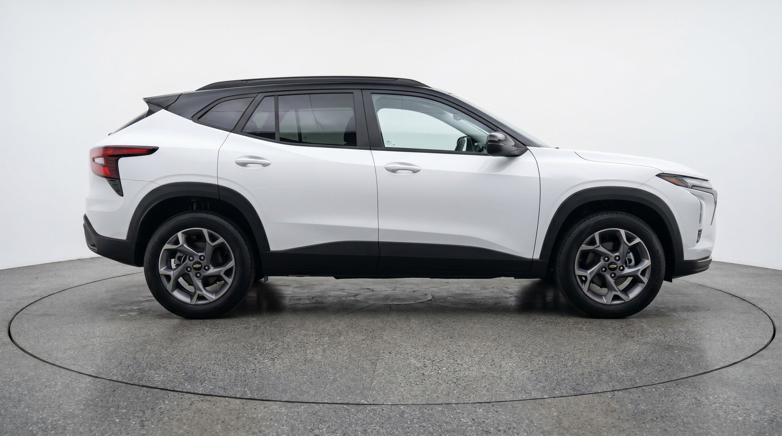 Thumbnail: 2025 Chevrolet Trax - 11