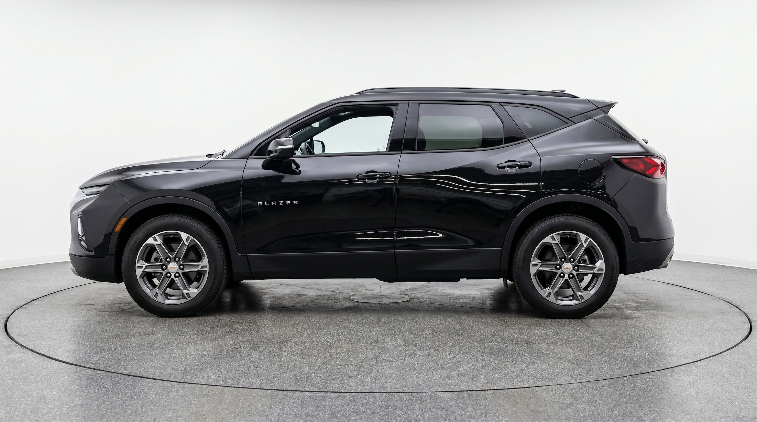 Thumbnail: 2025 Chevrolet Blazer - 5
