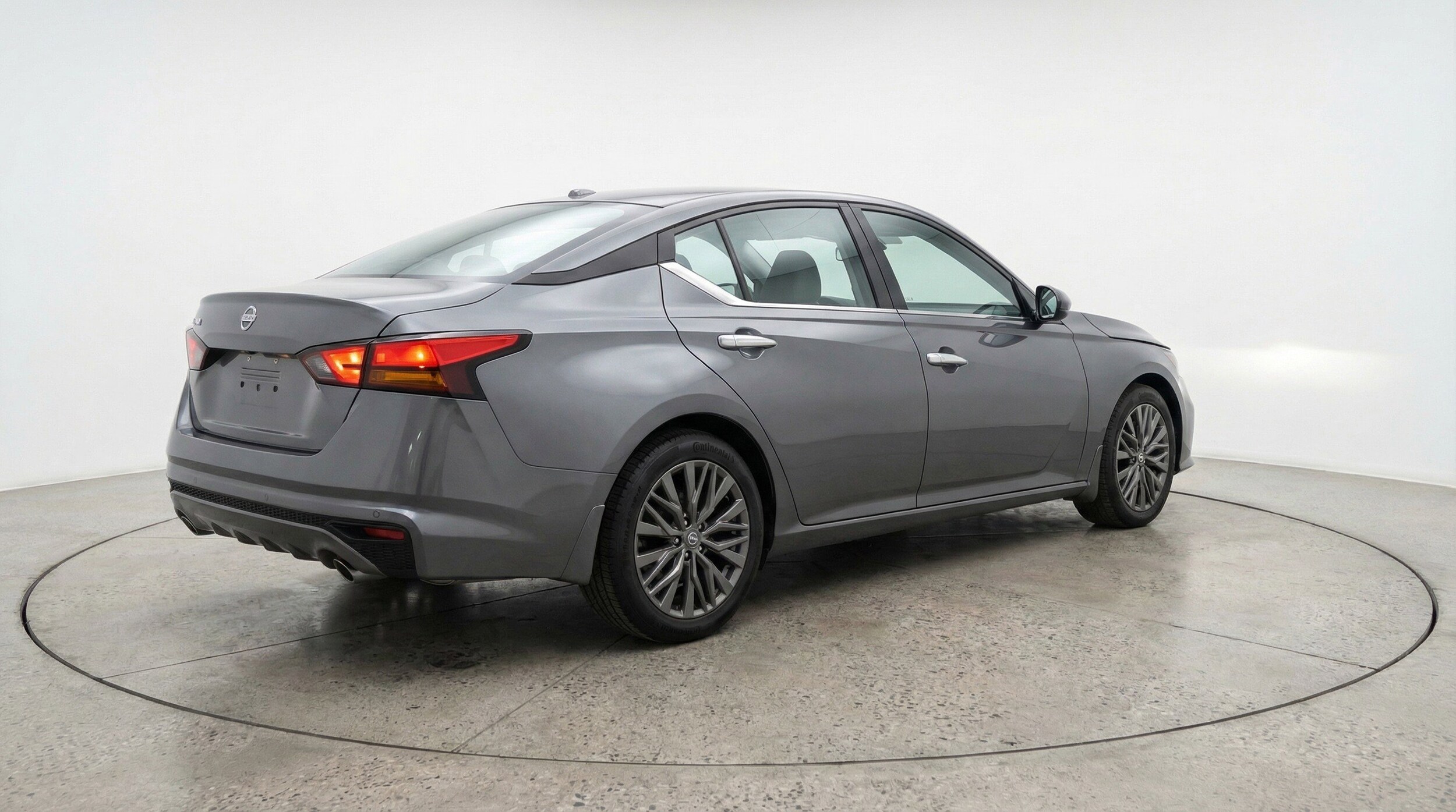 Thumbnail: 2025 Nissan Altima - 9
