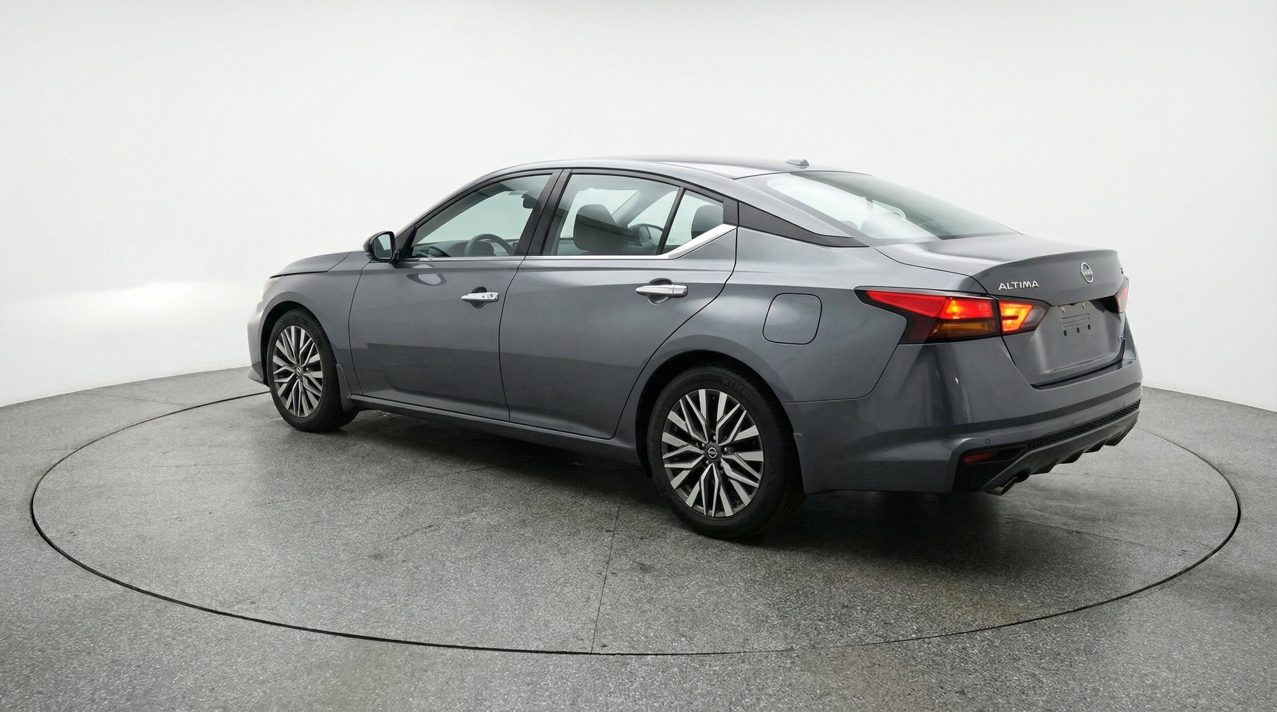 Thumbnail: 2025 Nissan Altima - 6