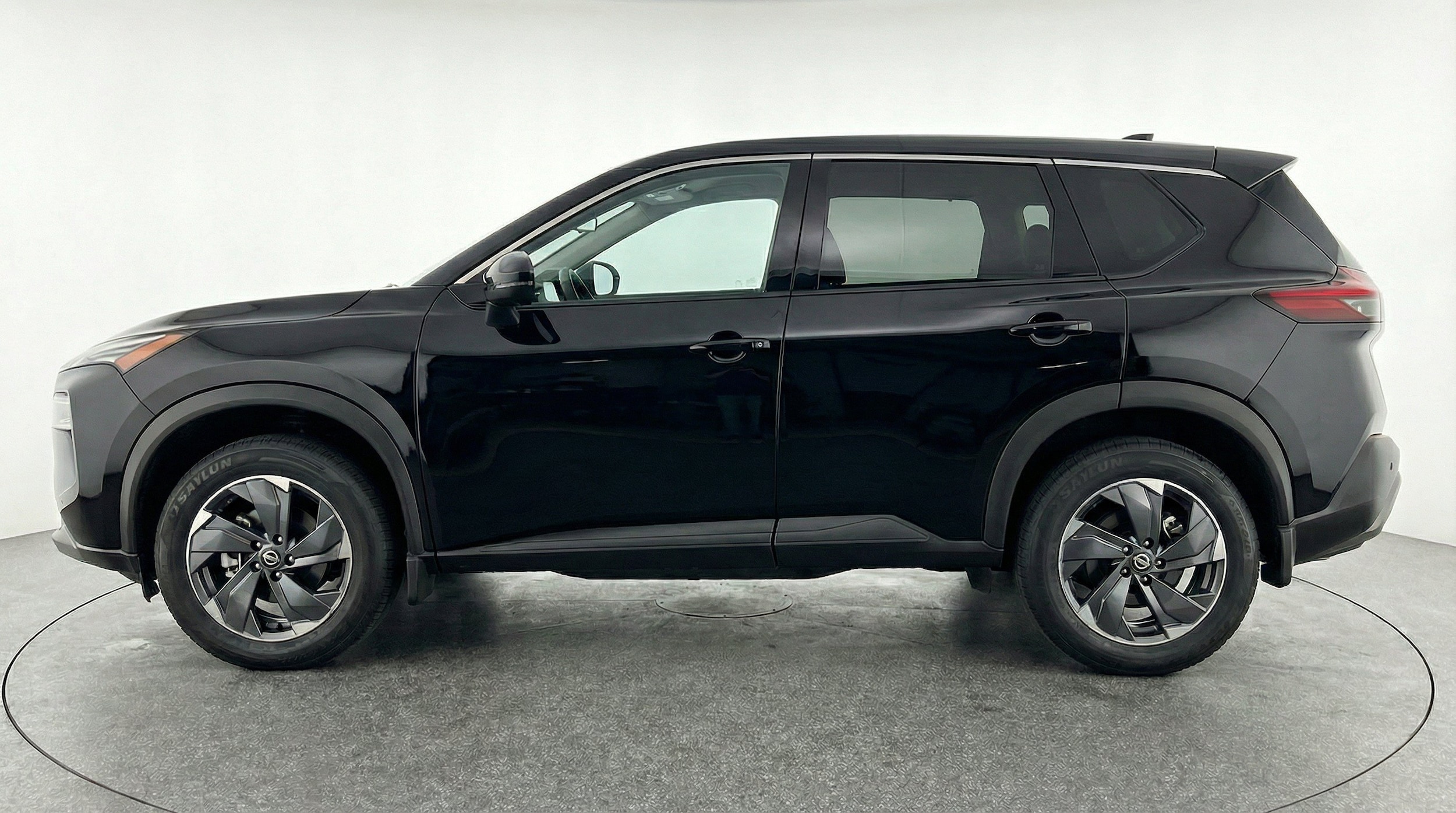 Thumbnail: 2025 Nissan Rogue - 5