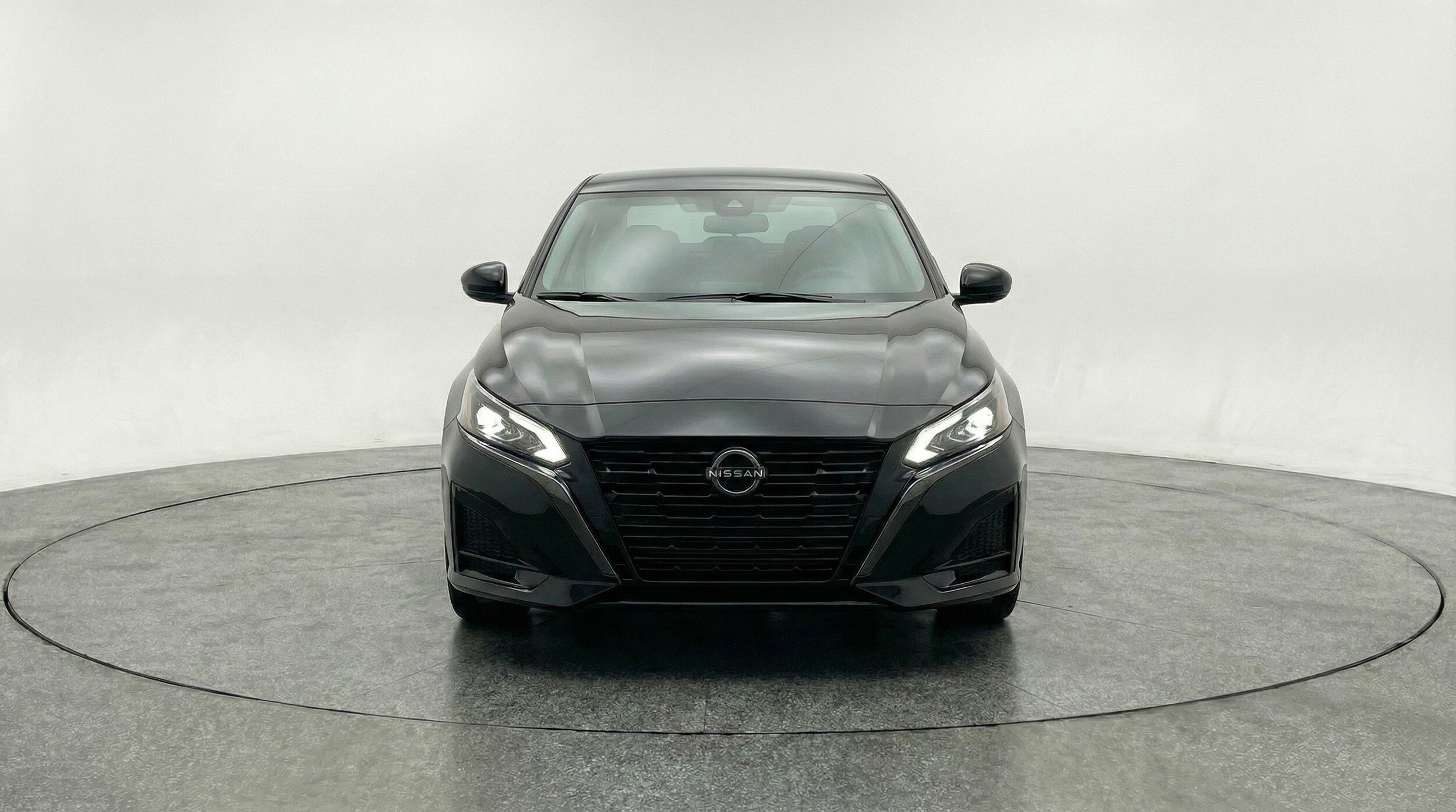 Thumbnail: 2025 Nissan Altima - 2