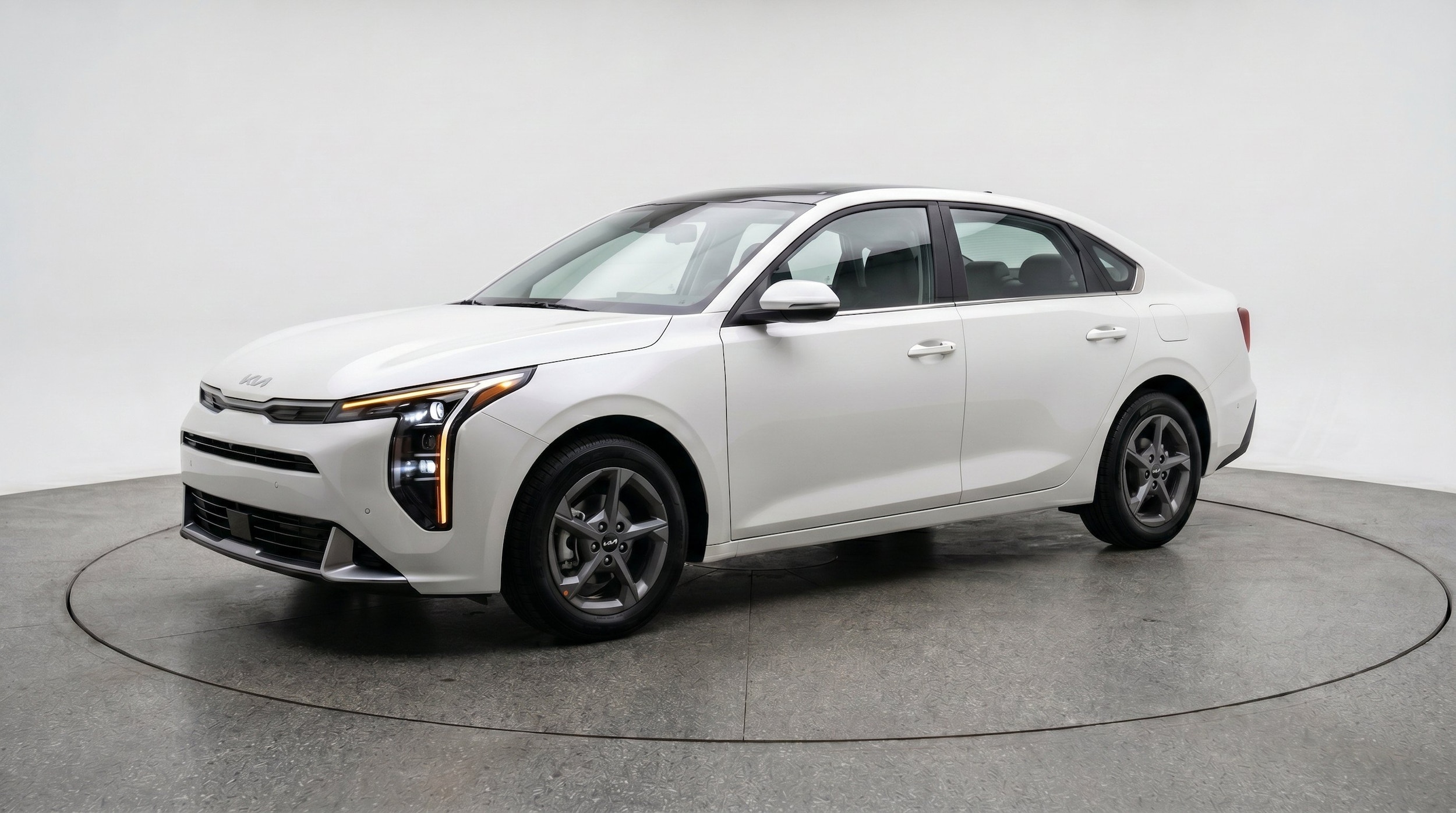 Thumbnail: 2026 Kia K4 - 3