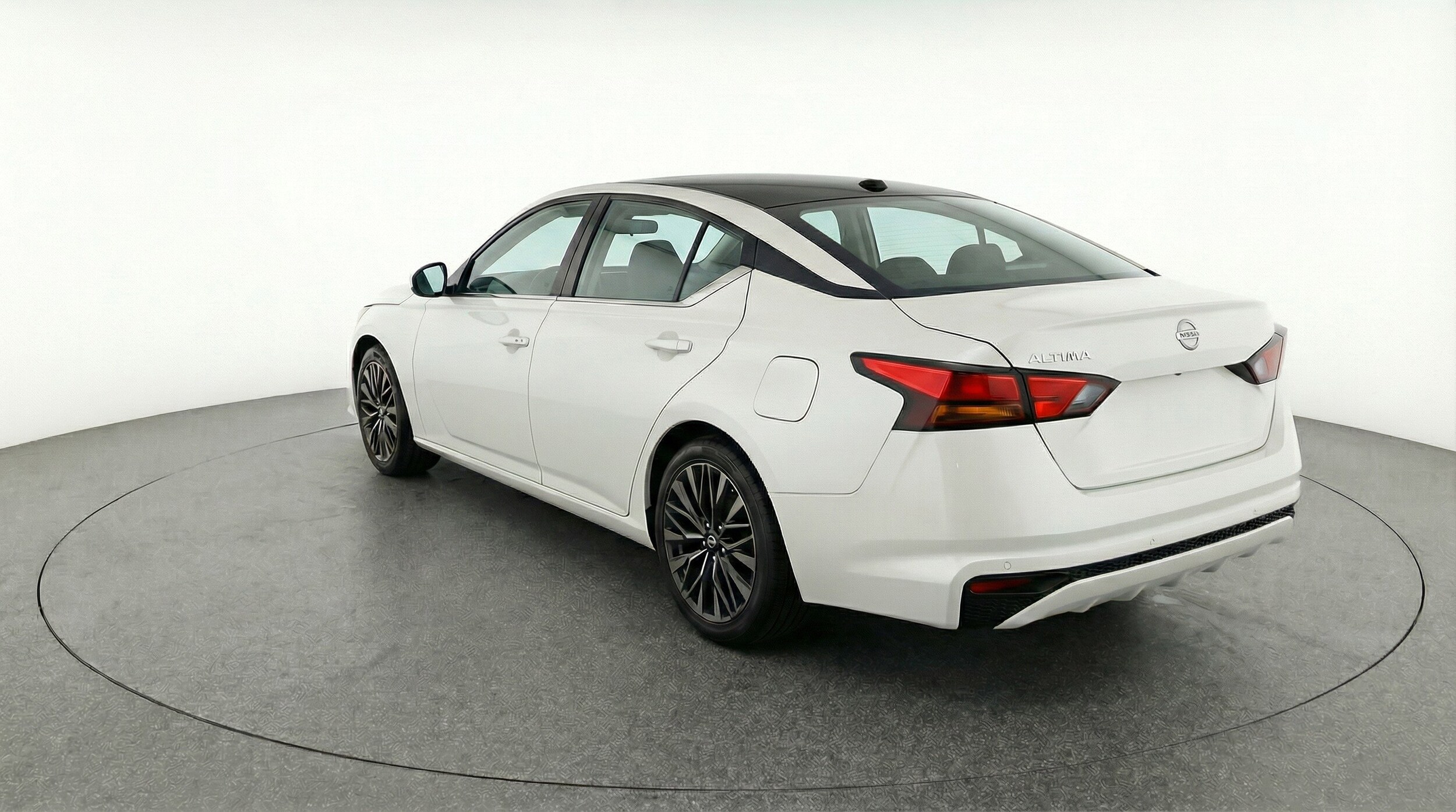 Thumbnail: 2025 Nissan Altima - 6