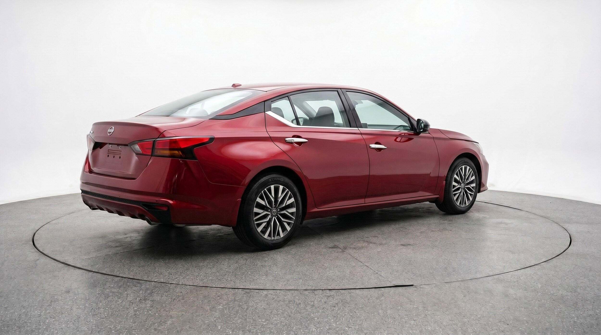 Thumbnail: 2025 Nissan Altima - 9